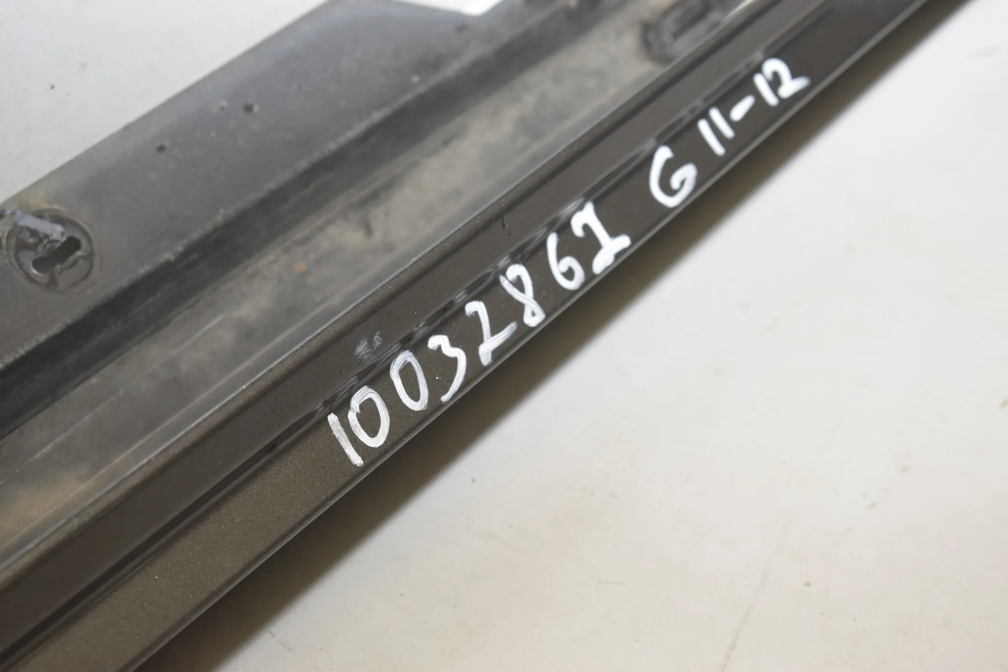 Right Side Plastic Sideskirt Cover – OEM 7357128 · BMW 7 (G11, G12) 750 d, Ld xDrive 2016 – 6