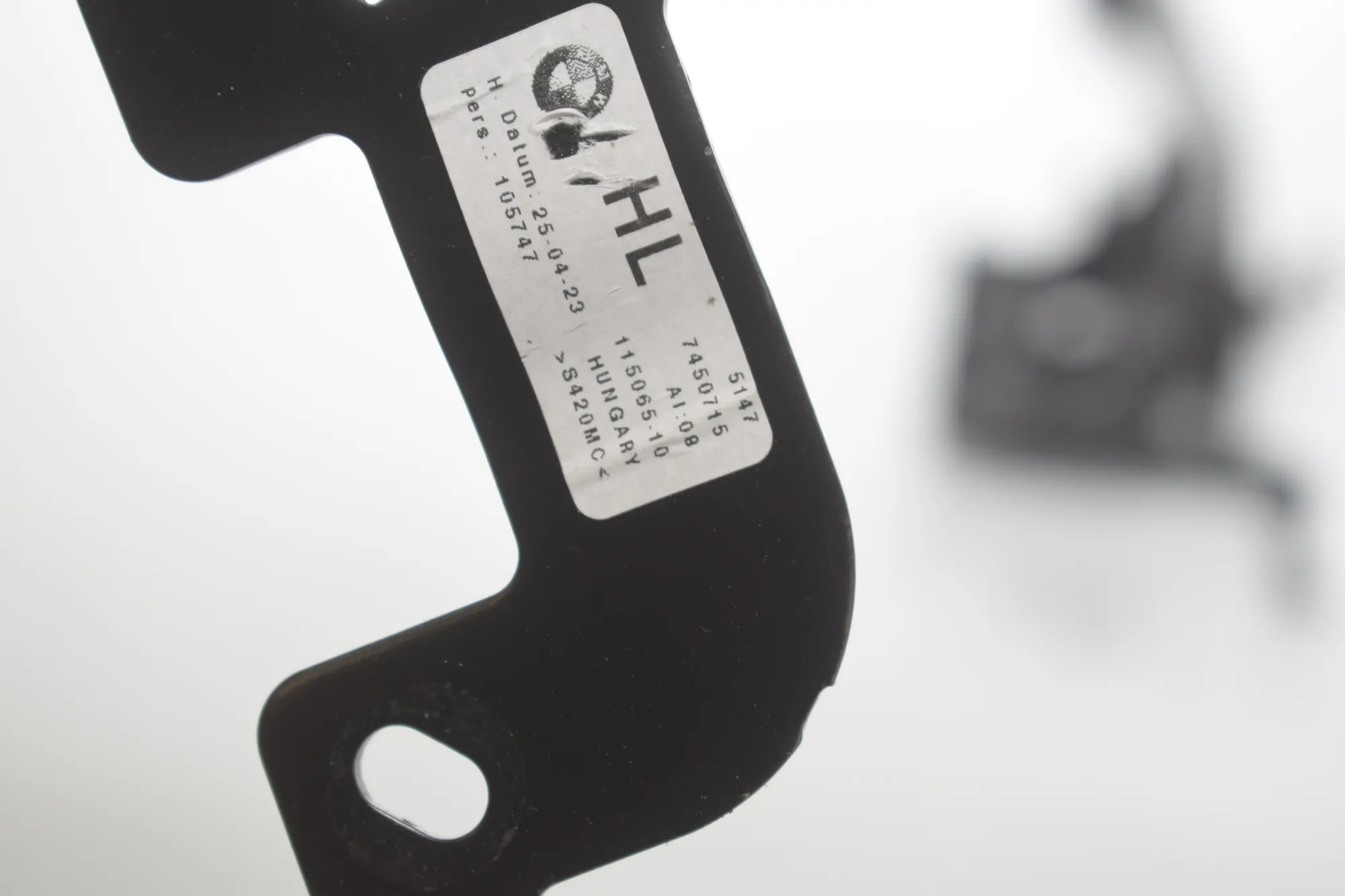 Bracket – OEM 9865515 · BMW 3 Touring (G21) (2019 - -) 318 i 2023 – 9