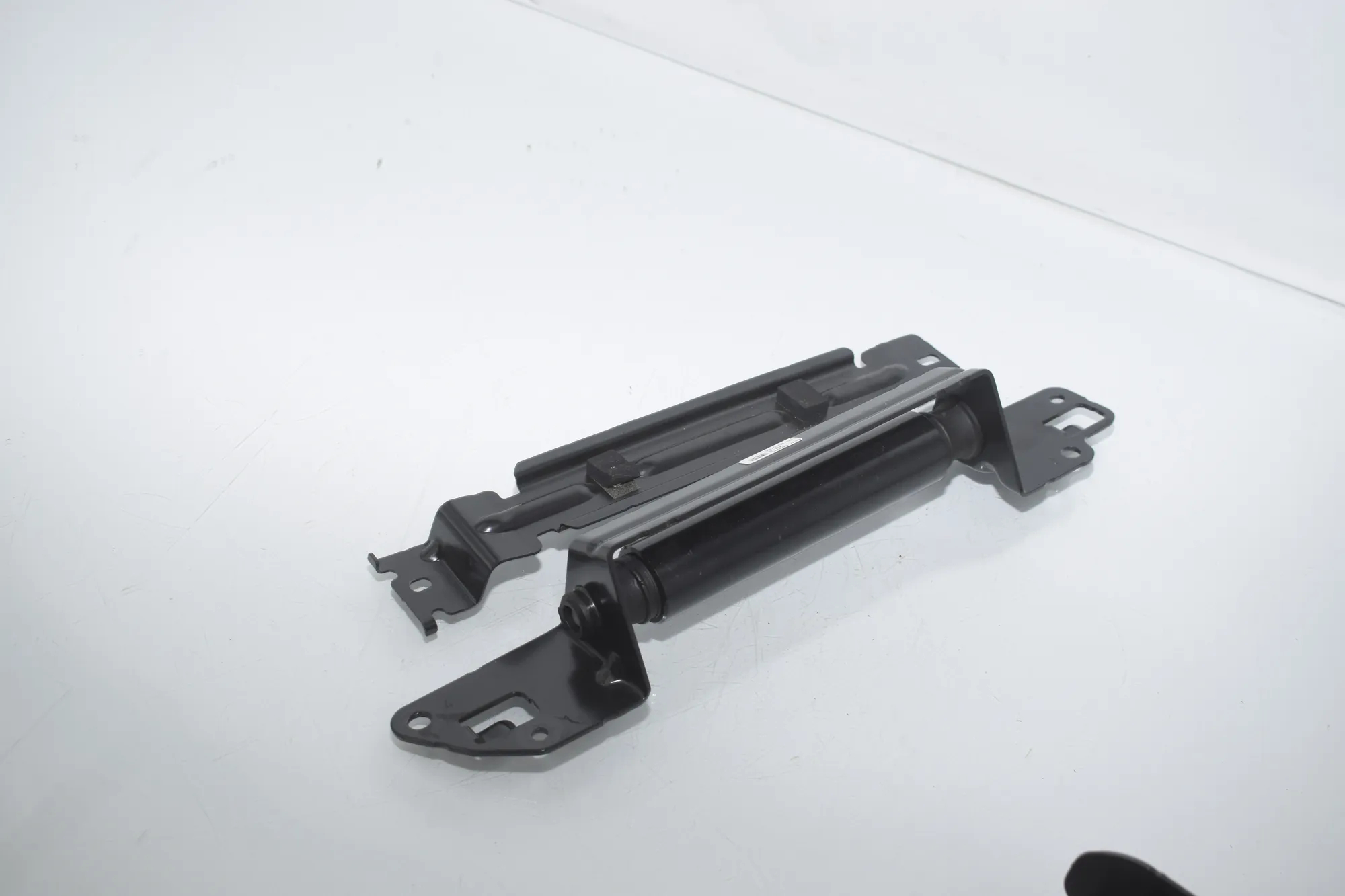 Bracket – OEM 9865515 · BMW 3 Touring (G21) (2019 - -) 318 i 2023 – 11
