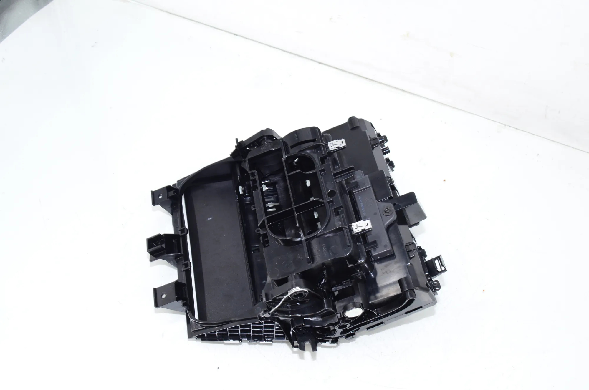 Cup Holder – OEM 6806790 · BMW 3 Touring (G21) (2019 - -) 318 i 2023 – 4