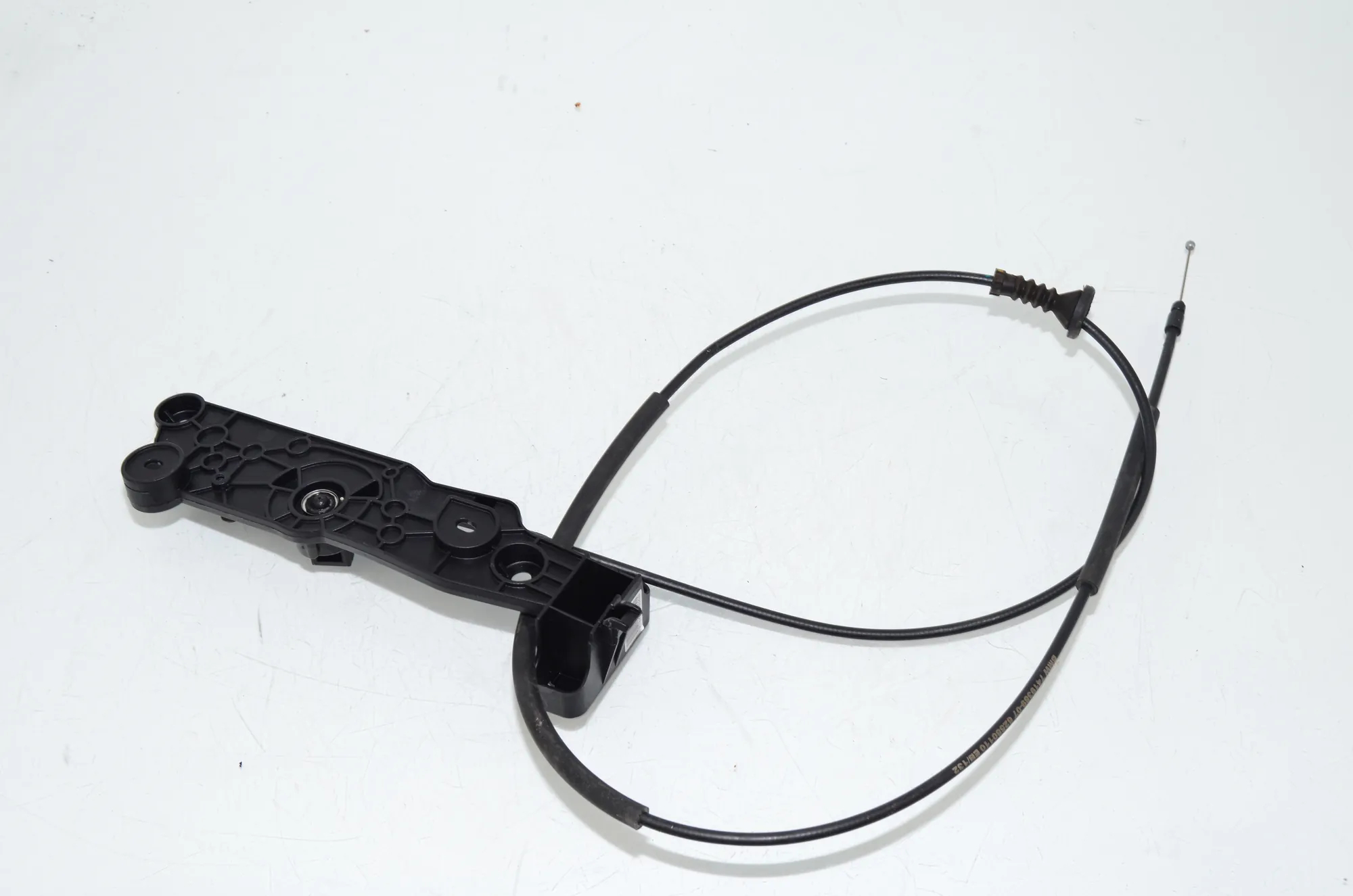 Bonnet Lock Cable – OEM 7446416 · BMW 3 Touring (G21) (2019 - -) 318 i 2023 – 3