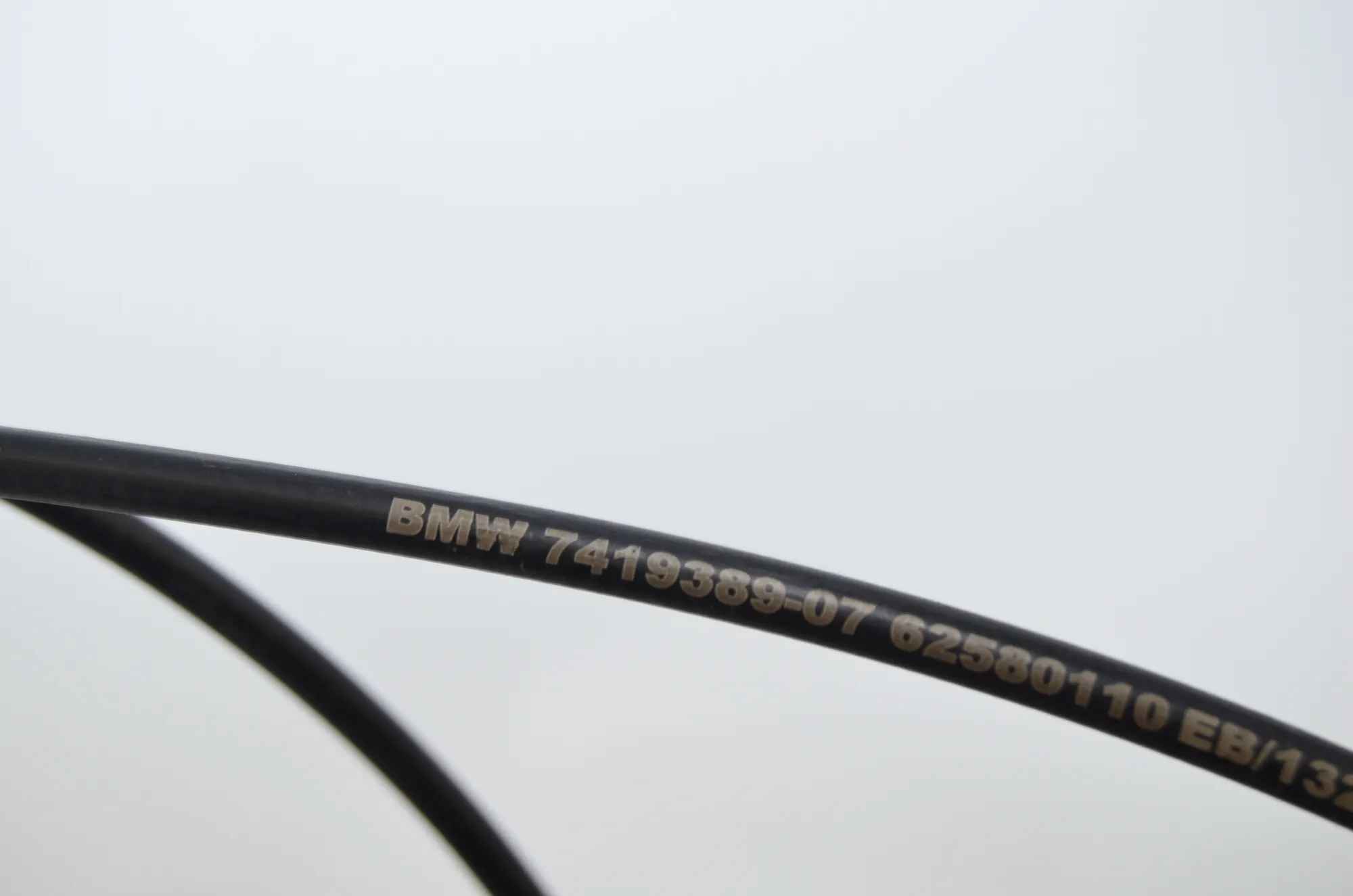 Bonnet Lock Cable – OEM 7446416 · BMW 3 Touring (G21) (2019 - -) 318 i 2023 – 6