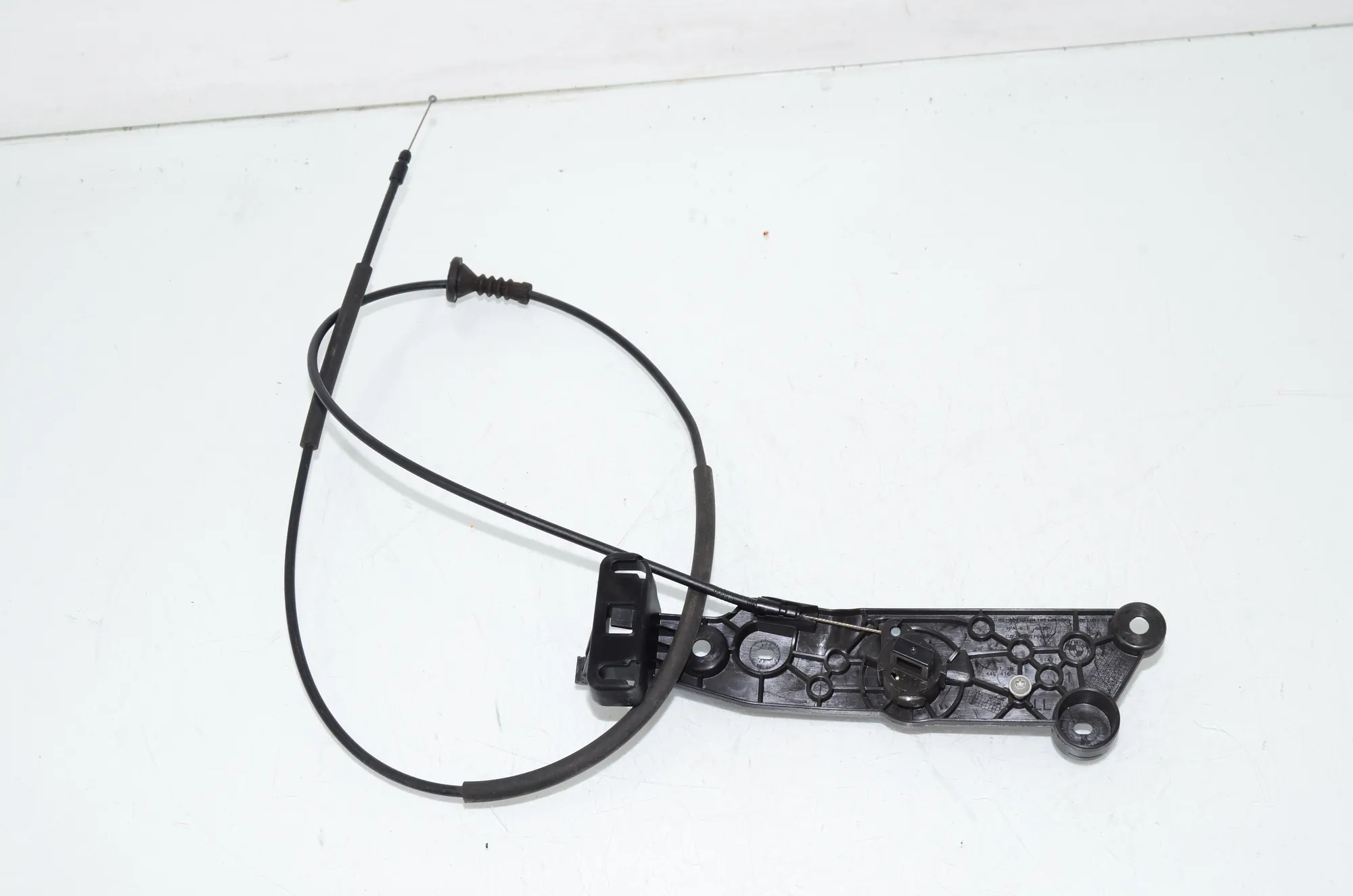 Bonnet Lock Cable – OEM 7446416 · BMW 3 Touring (G21) (2019 - -) 318 i 2023