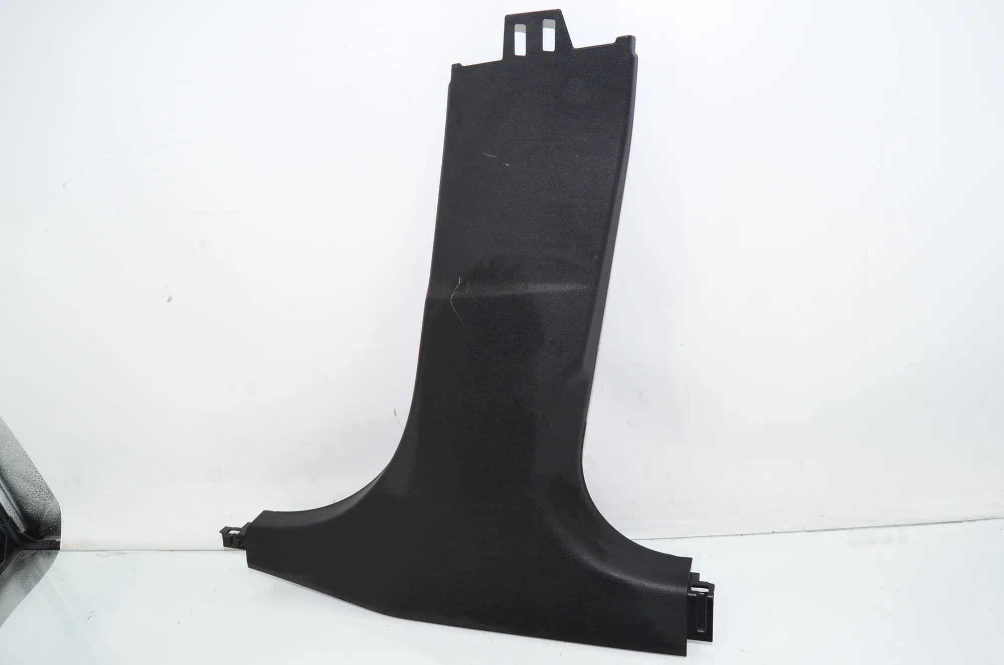 Right Side B Pillar Trim – OEM 7433244 · BMW 3 Touring (G21) (2019 - -) 318 i 2023