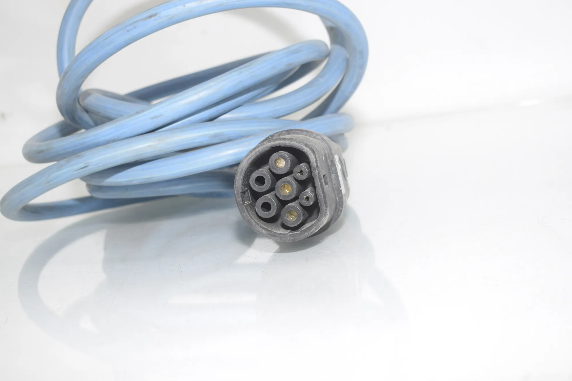 Battery Charging Cable – OEM 6818623 · BMW i3 (I01) Electric 2014 – 3