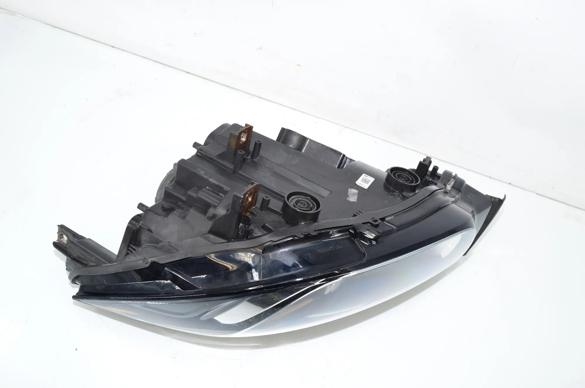 Front Left Headlight – OEM 7345009 · BMW i3 (I01) Electric 2014 – 4