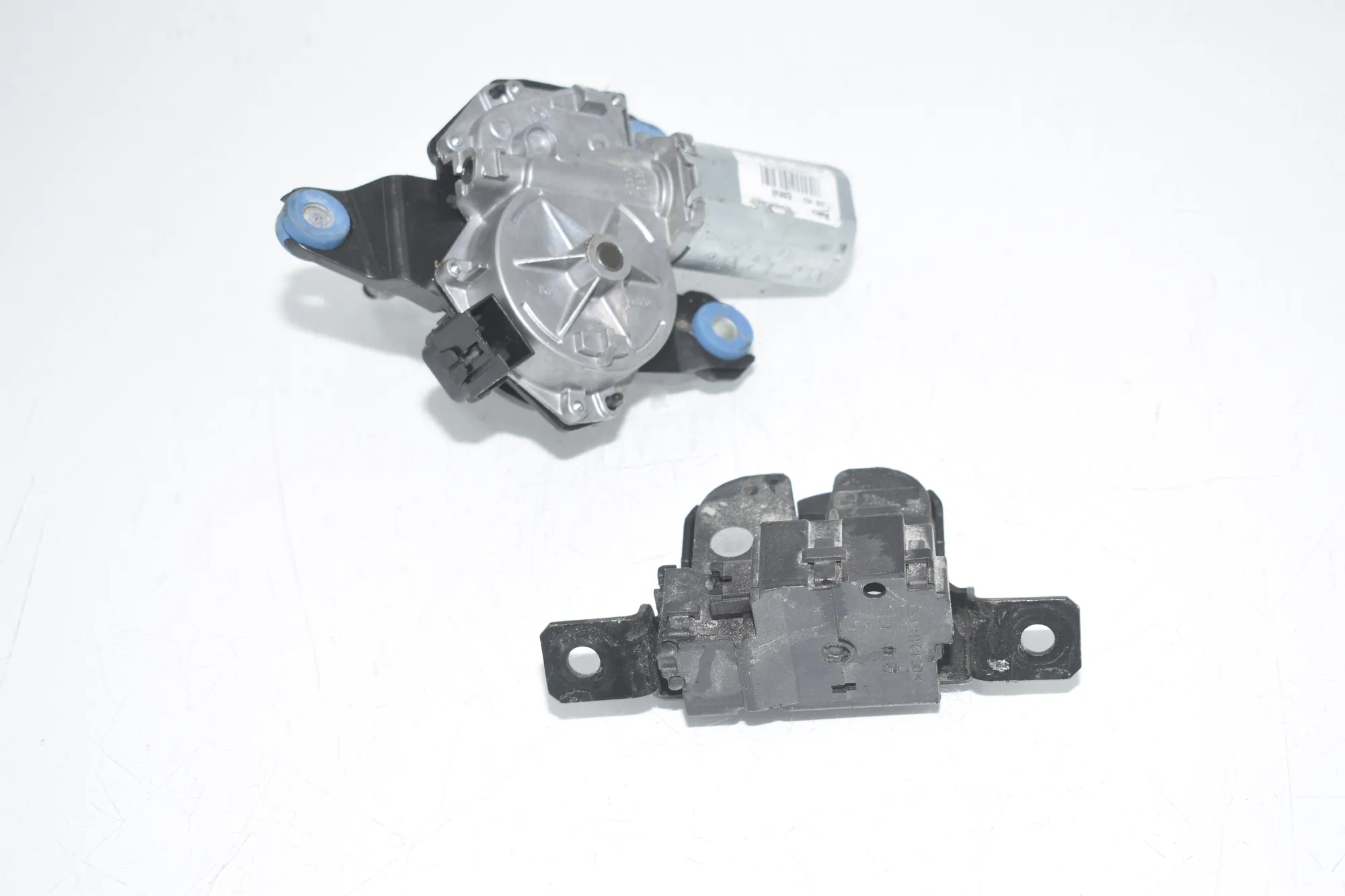 Tailgate Boot Lock – OEM 7248075 · BMW i3 (I01) Electric 2014 – 2