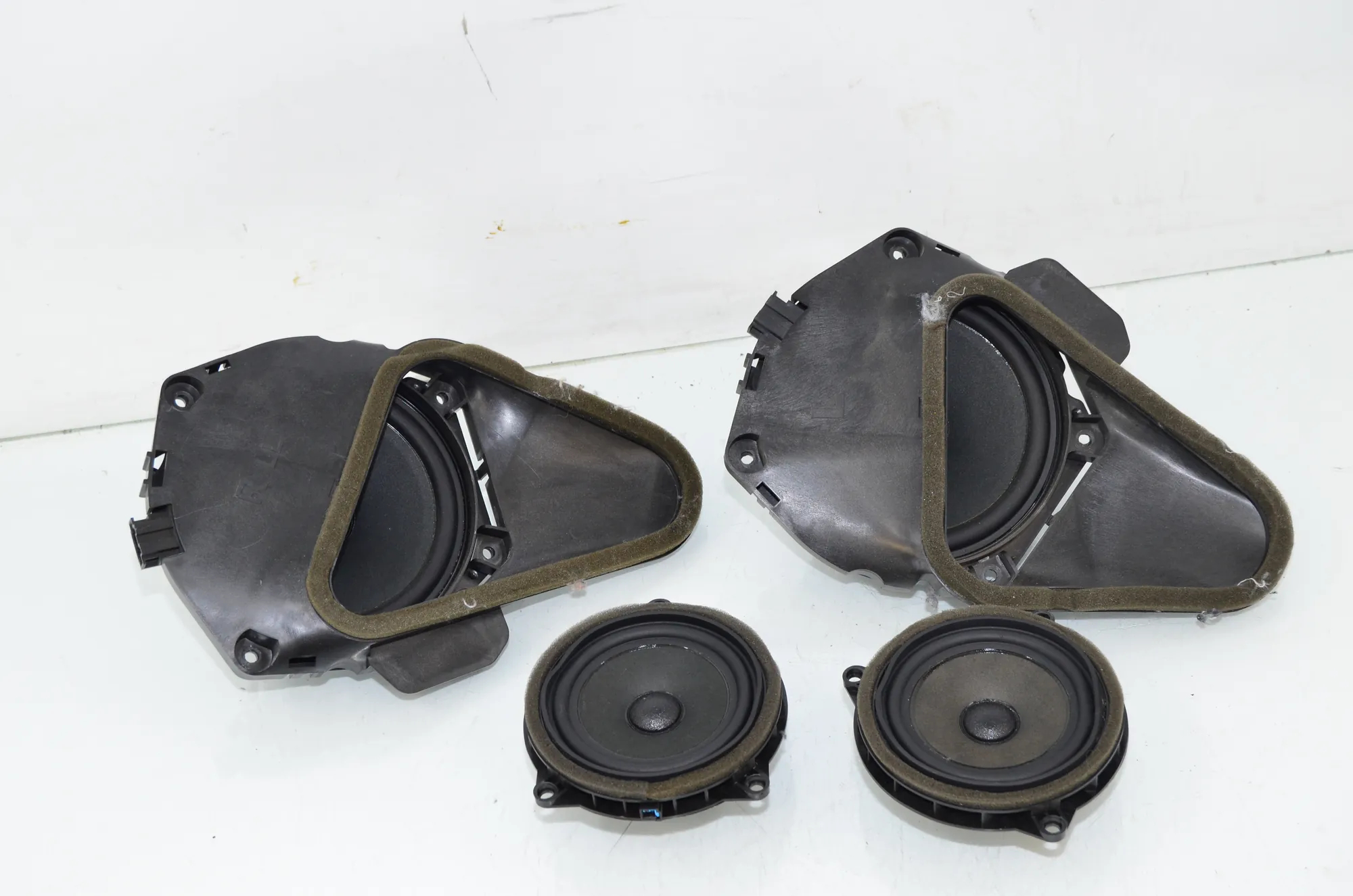 Sound Audio System Set – OEM 9274700 · BMW i3 (I01) Electric 2014