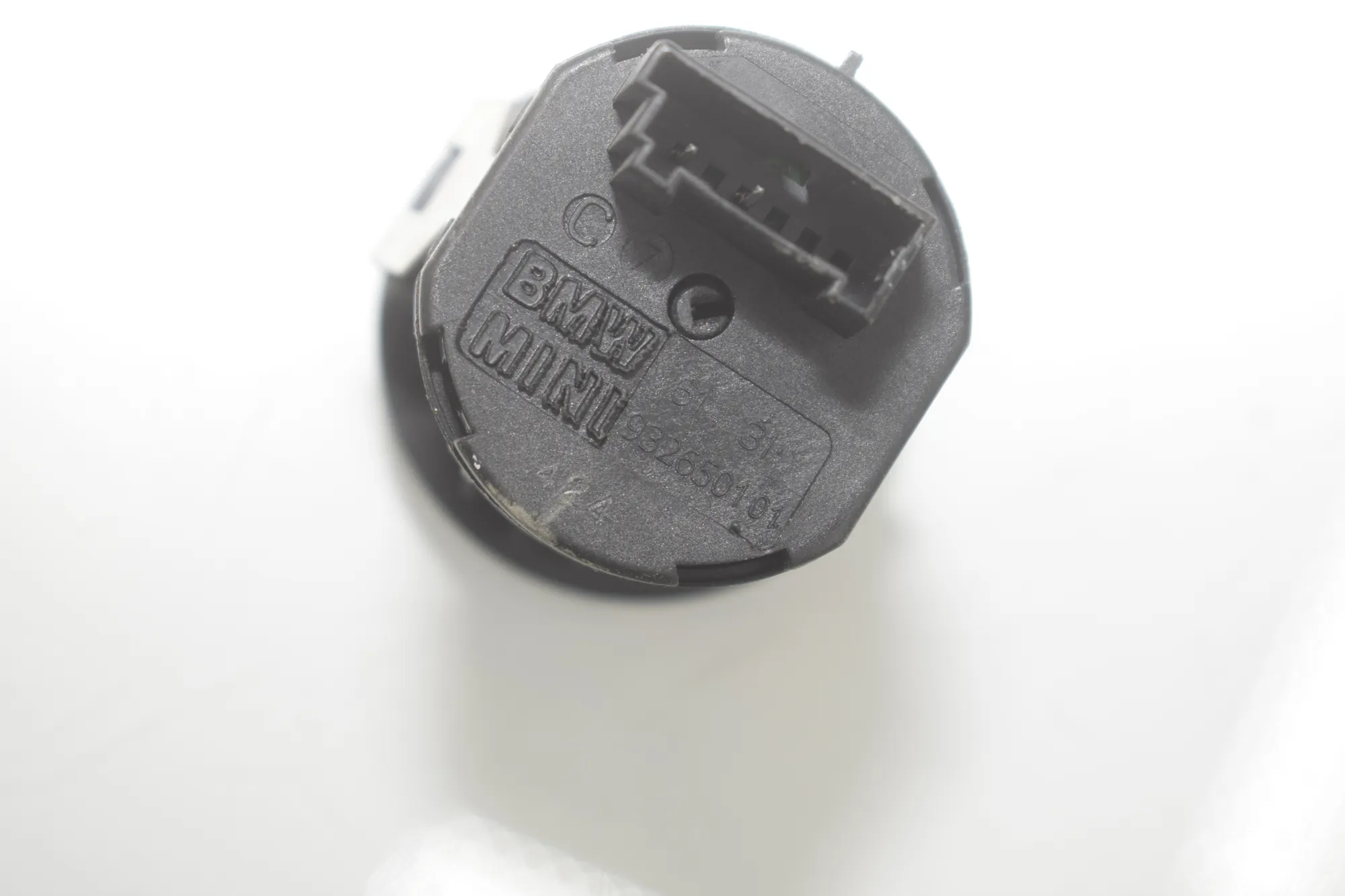 Switches – OEM 9326501 · BMW i3 (I01) Electric 2014 – 5