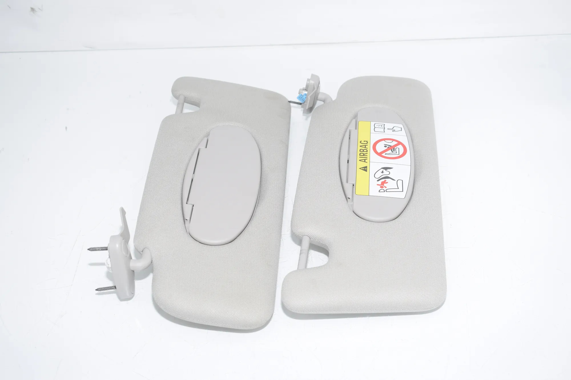 Right Side Sun Visor – OEM 5A83622 · BMW i3 (I01) Electric 2014