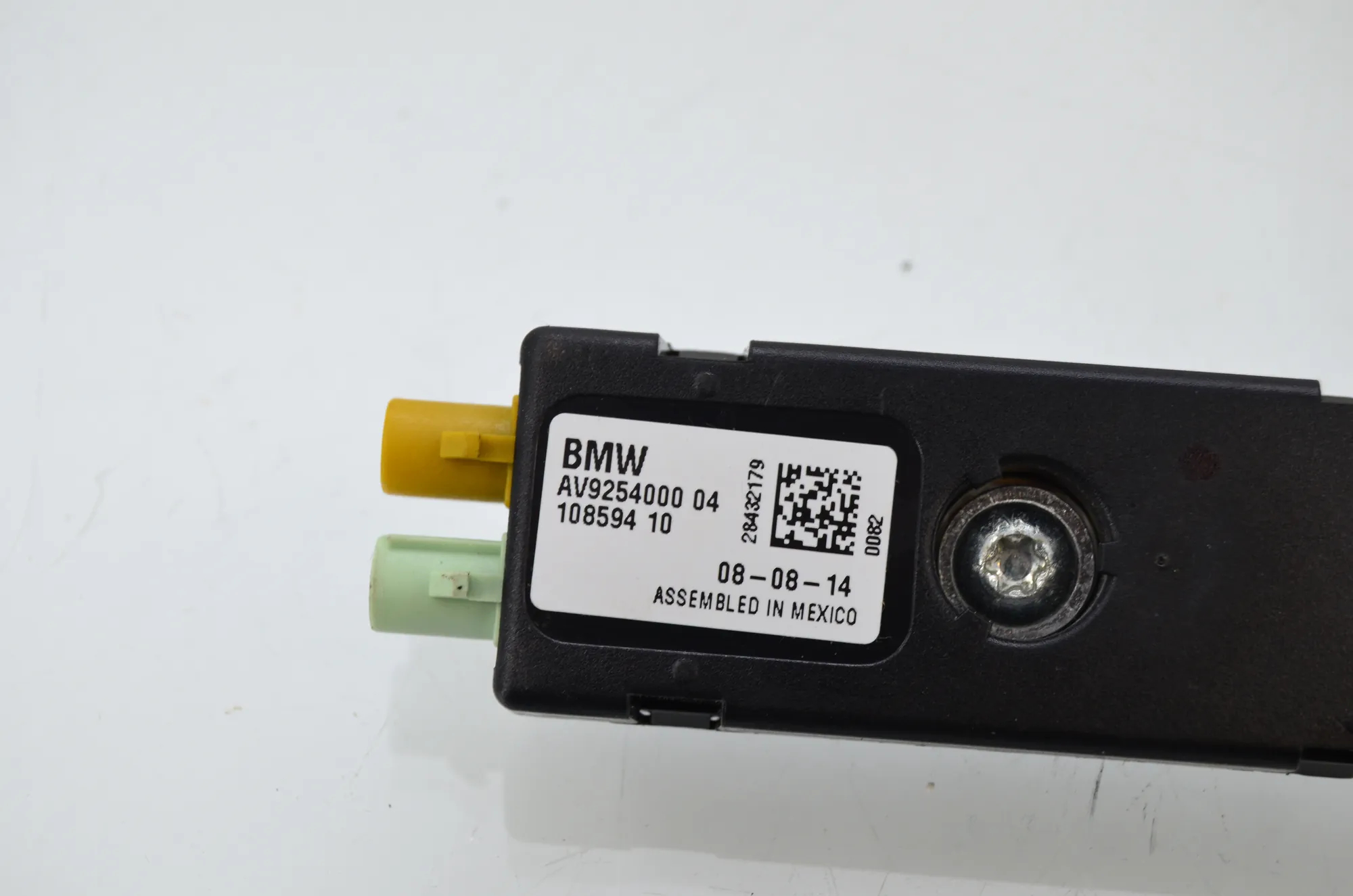 Antenna Amplifier – OEM 9254000 · BMW i3 (I01) Electric 2014 – 5