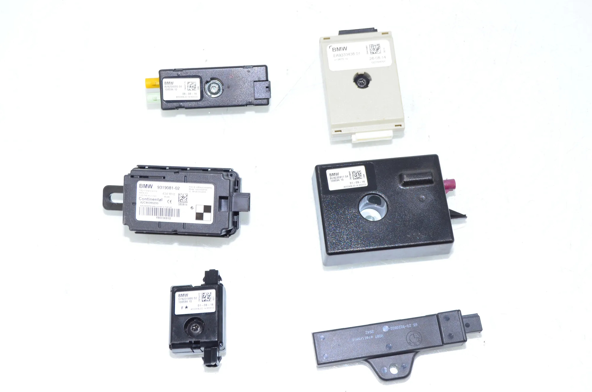 Antenna Amplifier – OEM 9254000 · BMW i3 (I01) Electric 2014