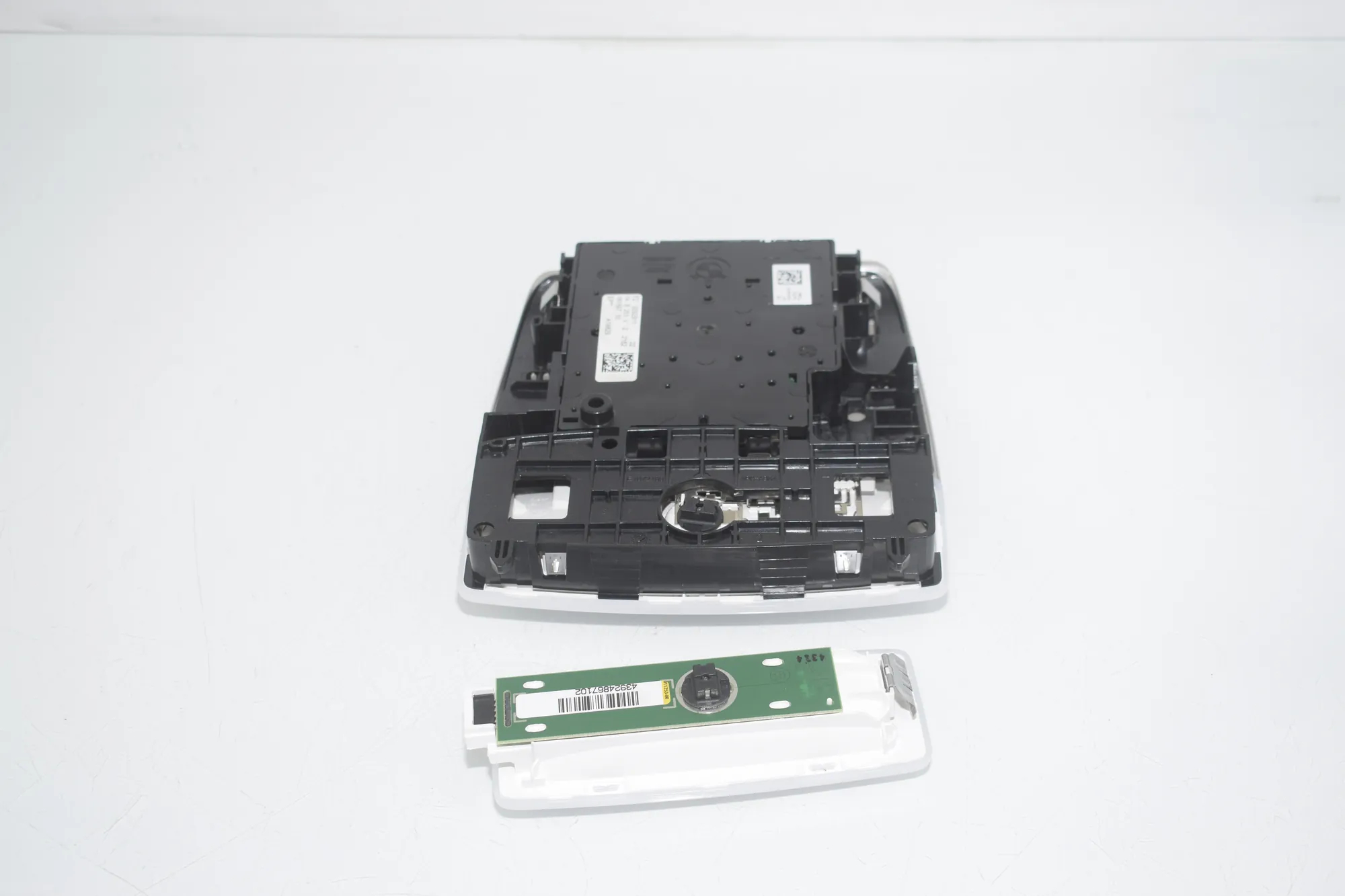 Interior Lighting – OEM 9292911 · BMW i3 (I01) Electric 2014 – 4