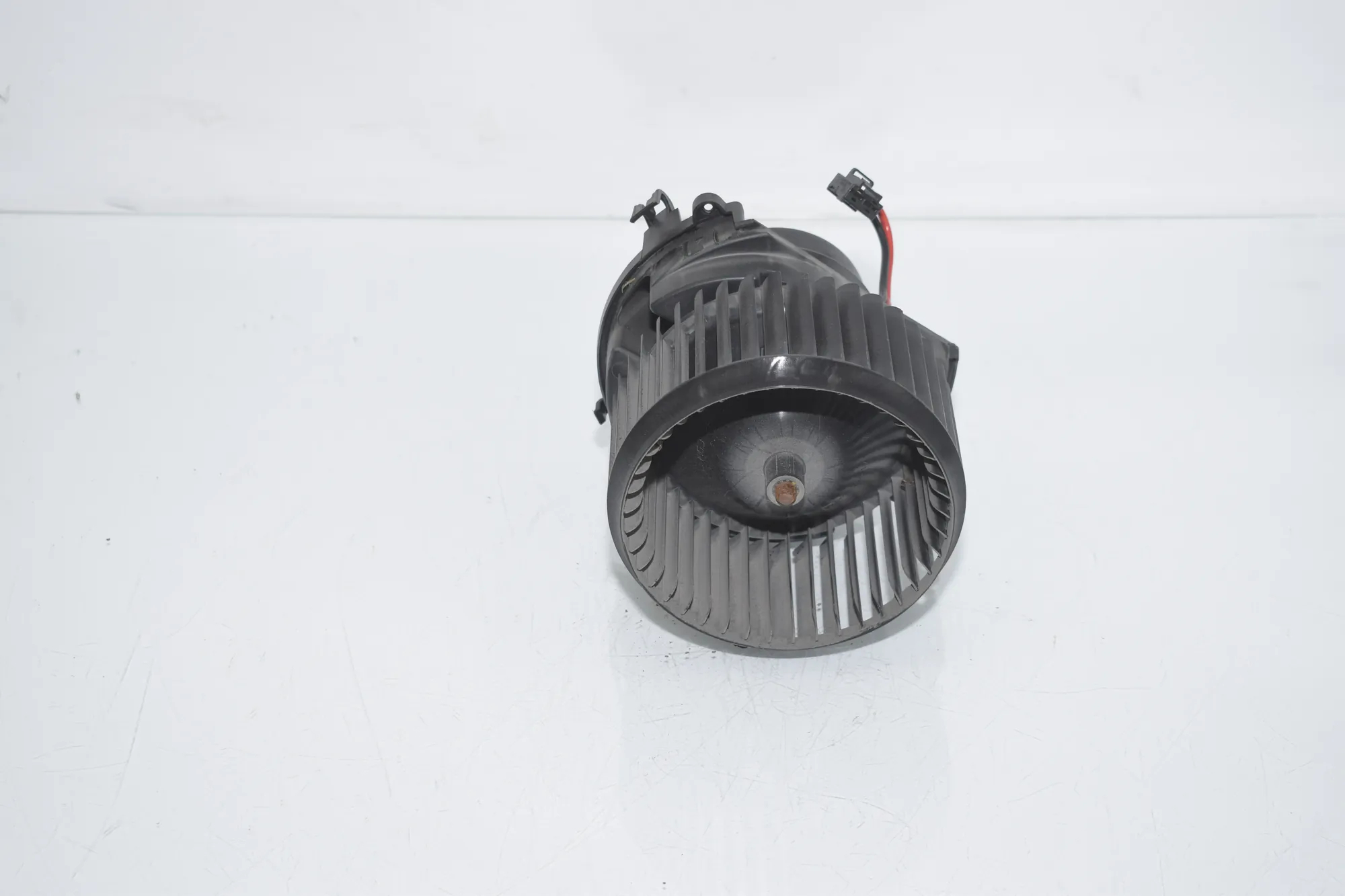 Heater Blower Fan – OEM 9297751 · BMW i3 (I01) Electric 2014