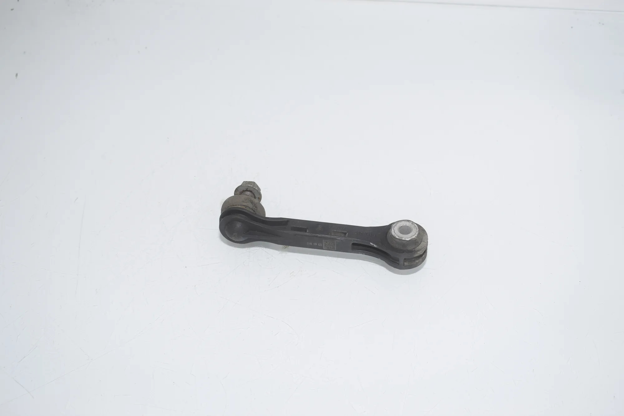 Rear Right Stabilizer Link – OEM 6861482 · BMW 5 Touring (G31) (2017 - -) 520 d 2019