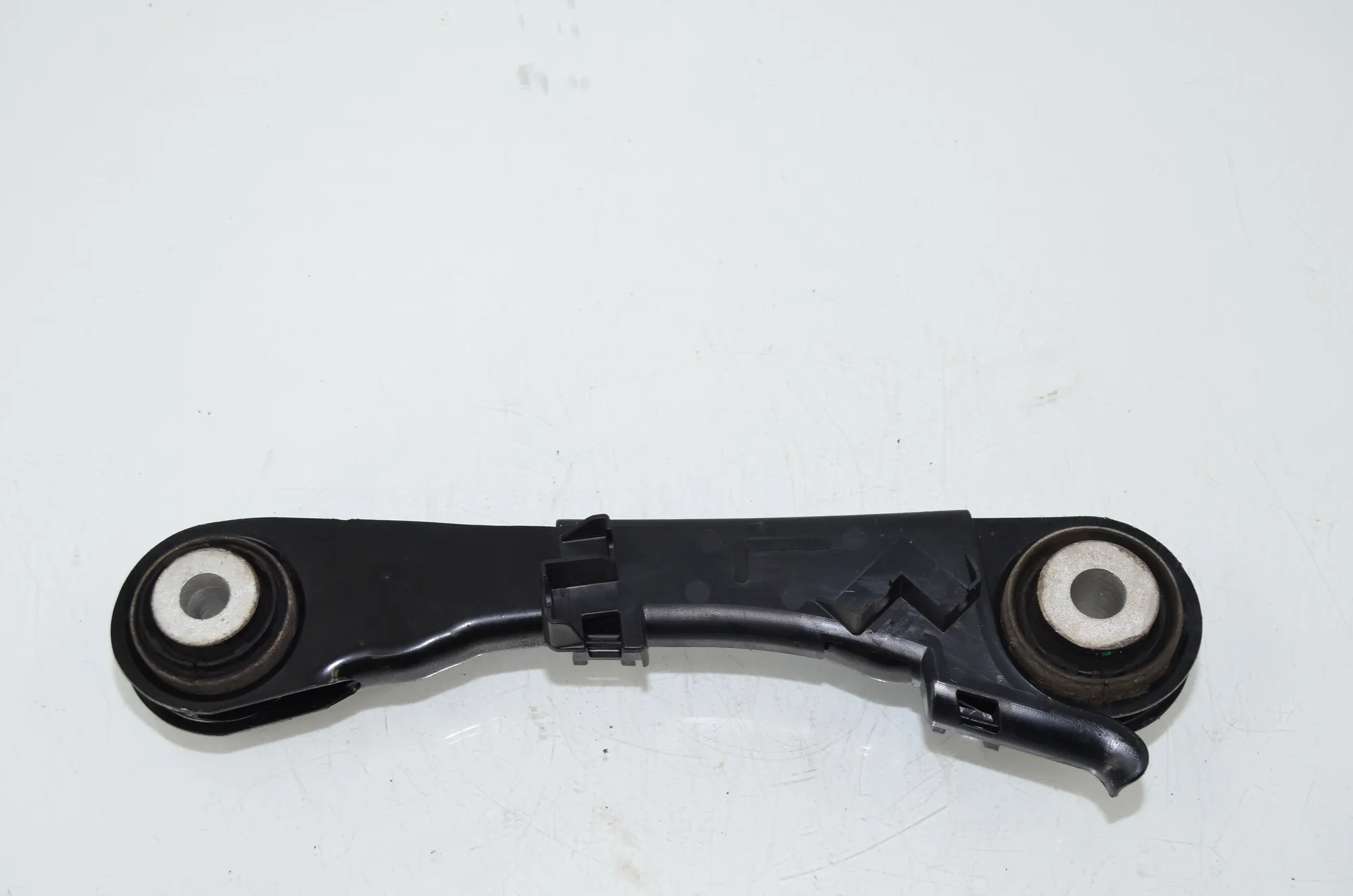 Rear Left Control Arm – OEM 6867537 · BMW 5 Touring (G31) (2017 - -) 520 d 2019 – 3