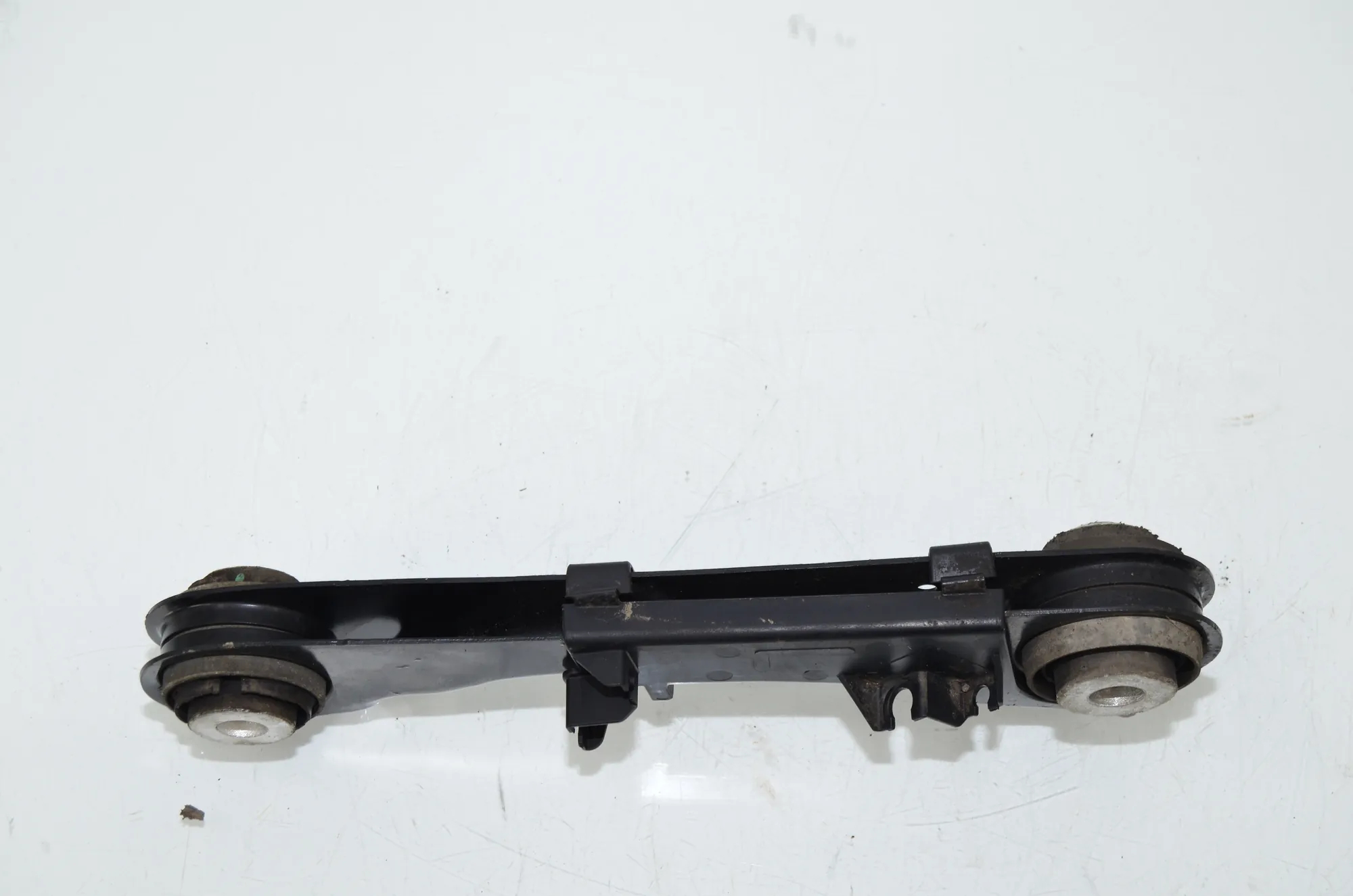 Rear Left Control Arm – OEM 6867537 · BMW 5 Touring (G31) (2017 - -) 520 d 2019 – 4