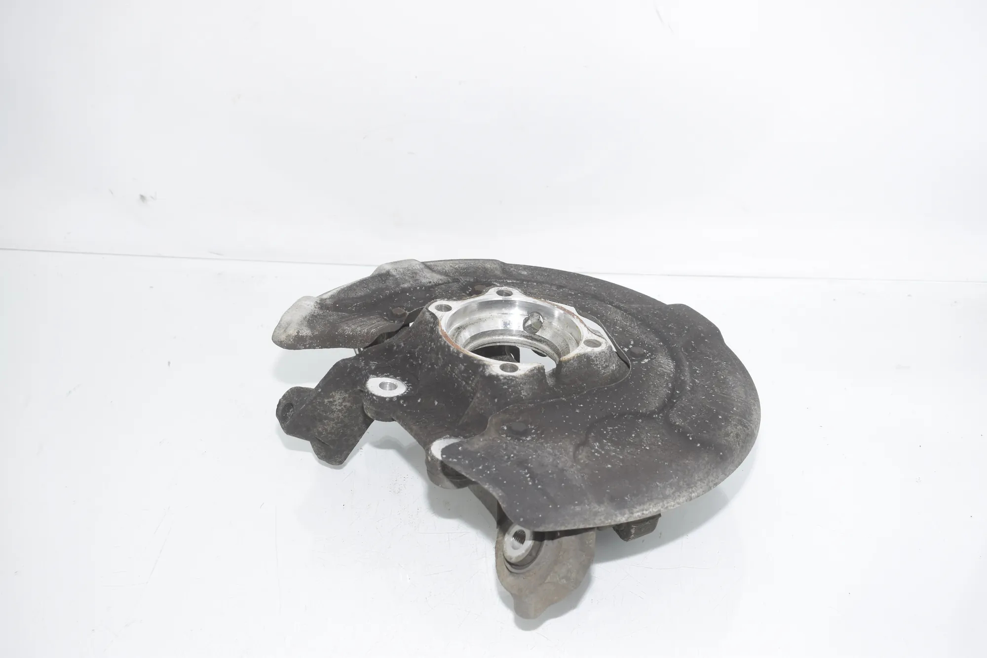 Rear Left Wheel Hub Spindle – OEM 6861137 · BMW 5 Touring (G31) (2017 - -) 520 d 2019