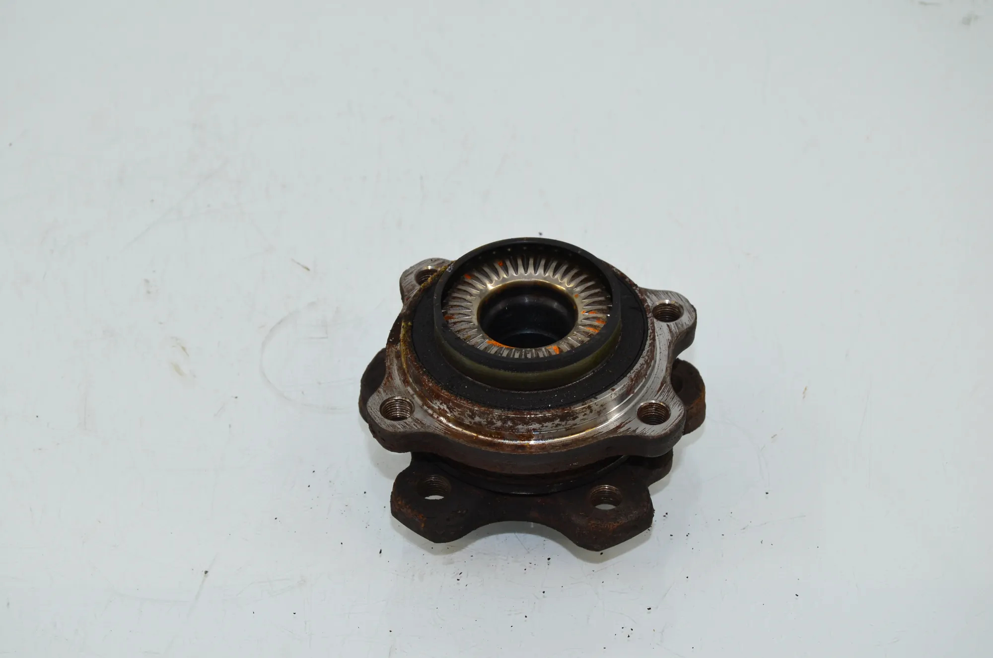 Rear Right Wheel Bearing – OEM 6899175 · BMW 5 Touring (G31) (2017 - -) 520 d 2019 – 4