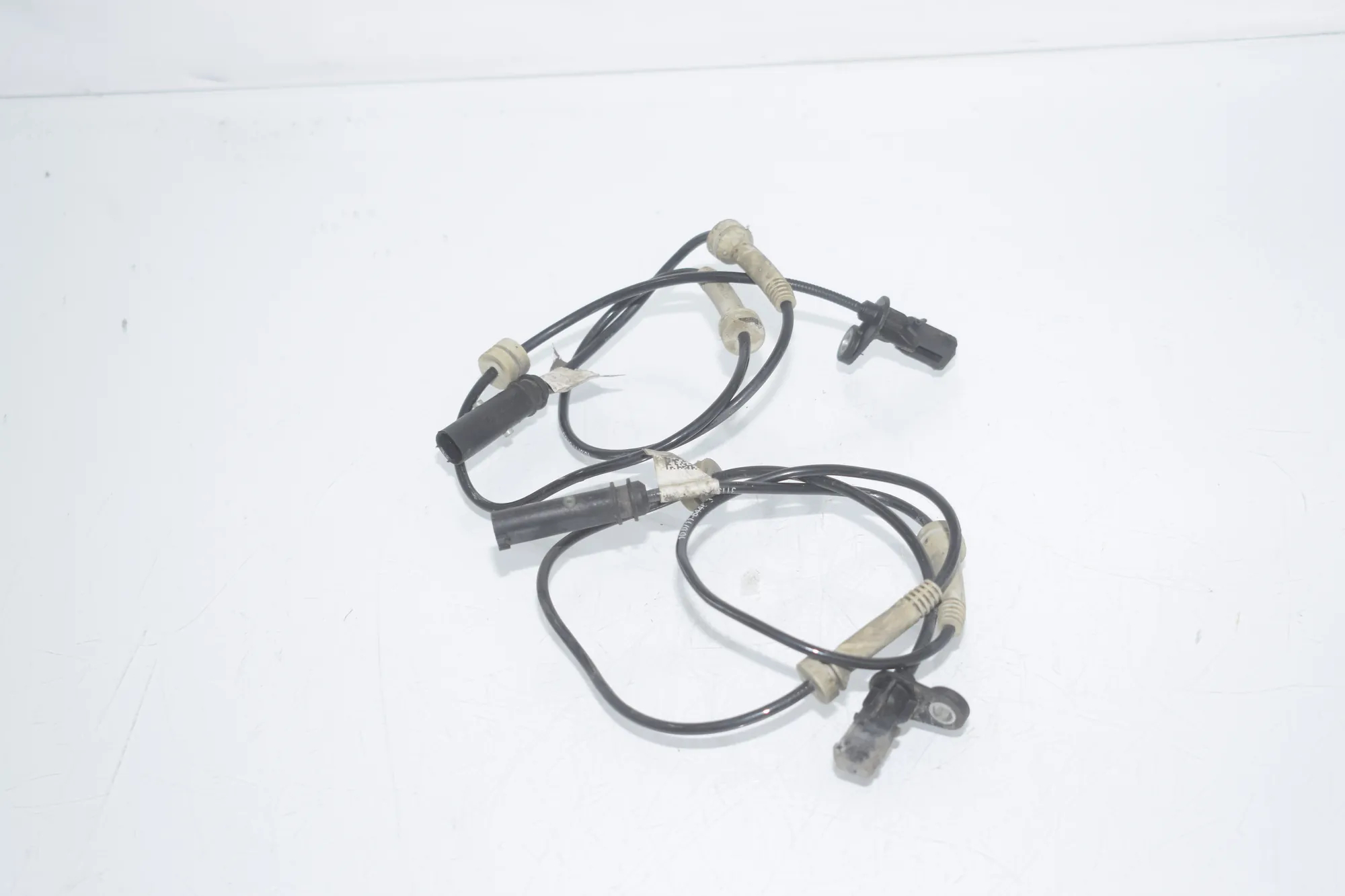 Front Right ABS Sensor – OEM 6874632 · BMW 5 Touring (G31) (2017 - -) 520 d 2019 – 3
