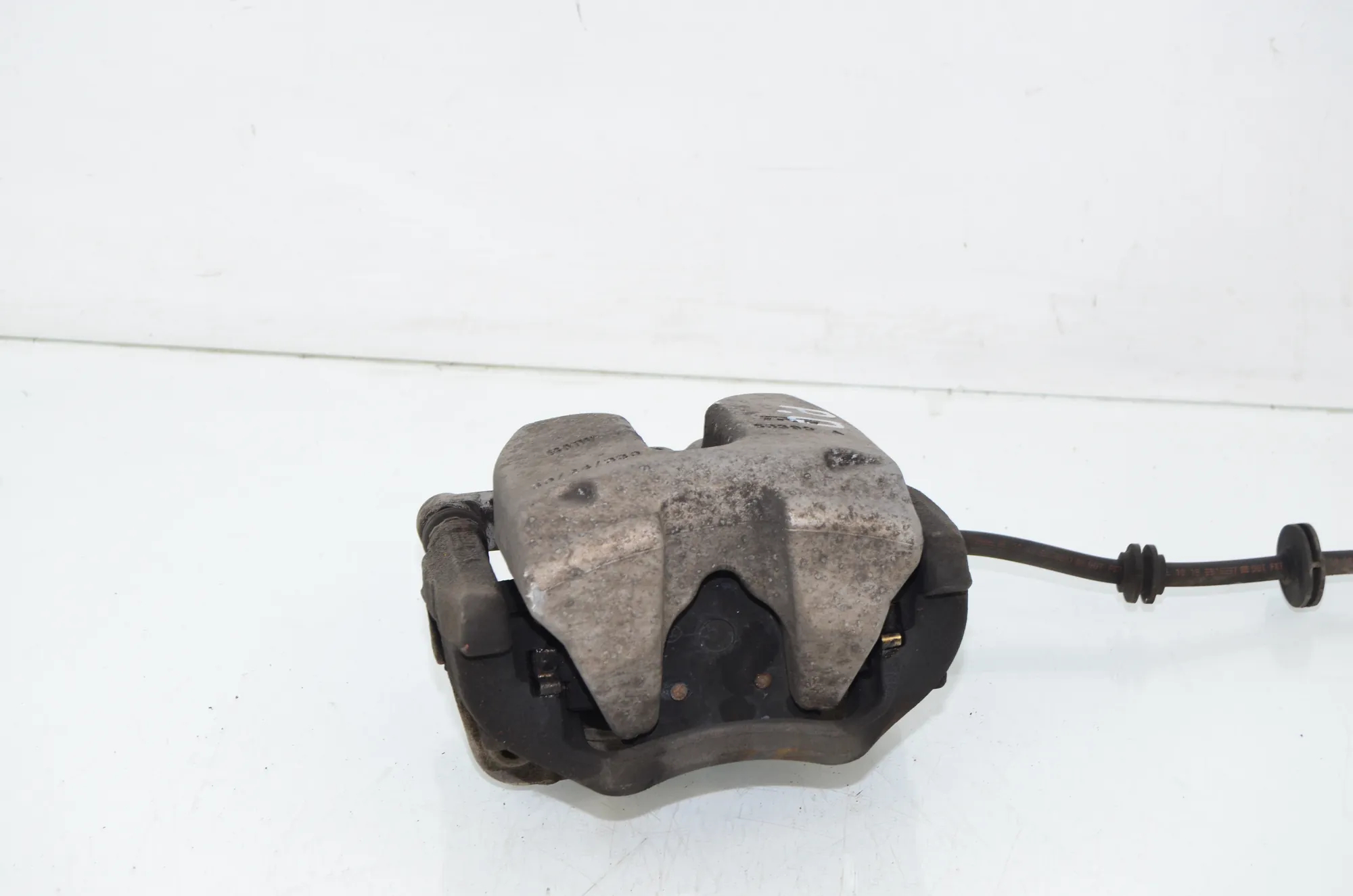 Front Right Brake Caliper – OEM 6872800 · BMW 5 Touring (G31) (2017 - -) 520 d 2019