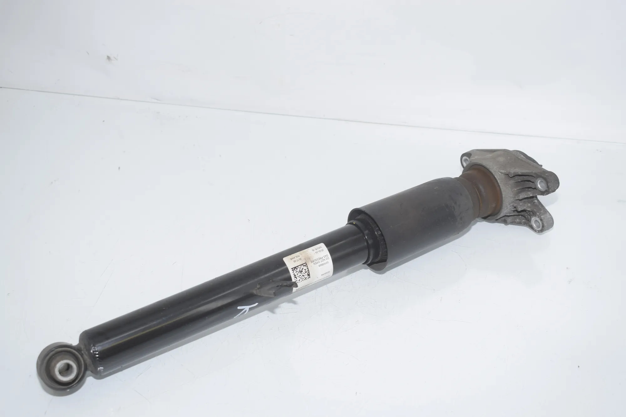 Rear Left Shock Absorber – OEM 6879317 · BMW 3 Touring (G21) (2019 - -) 320 d Mild-Hybrid 2024 – 3