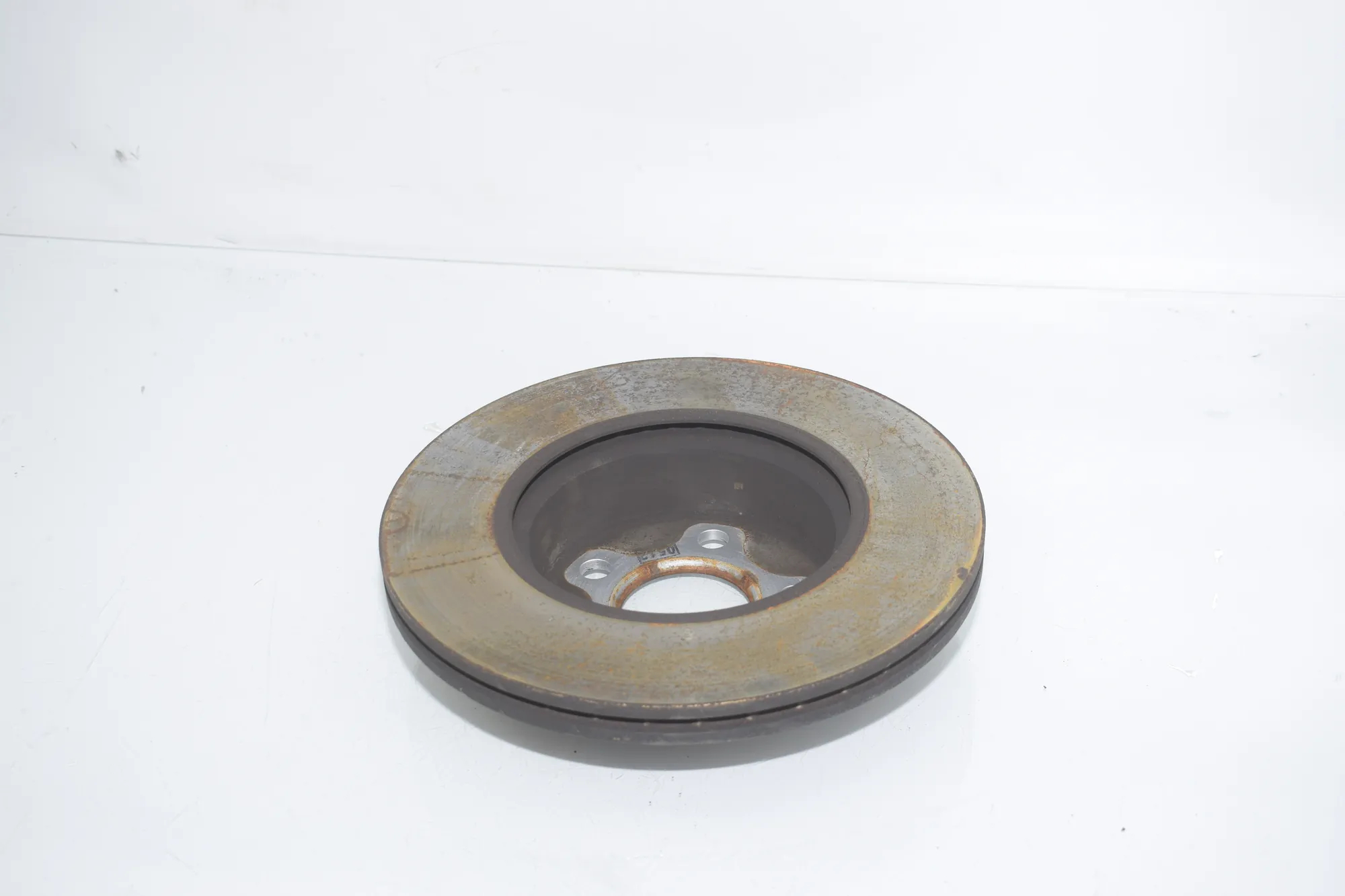 Front Right Brake Disc – OEM 6877211 · BMW 3 Touring (G21) (2019 - -) 318 i 2023 – 4