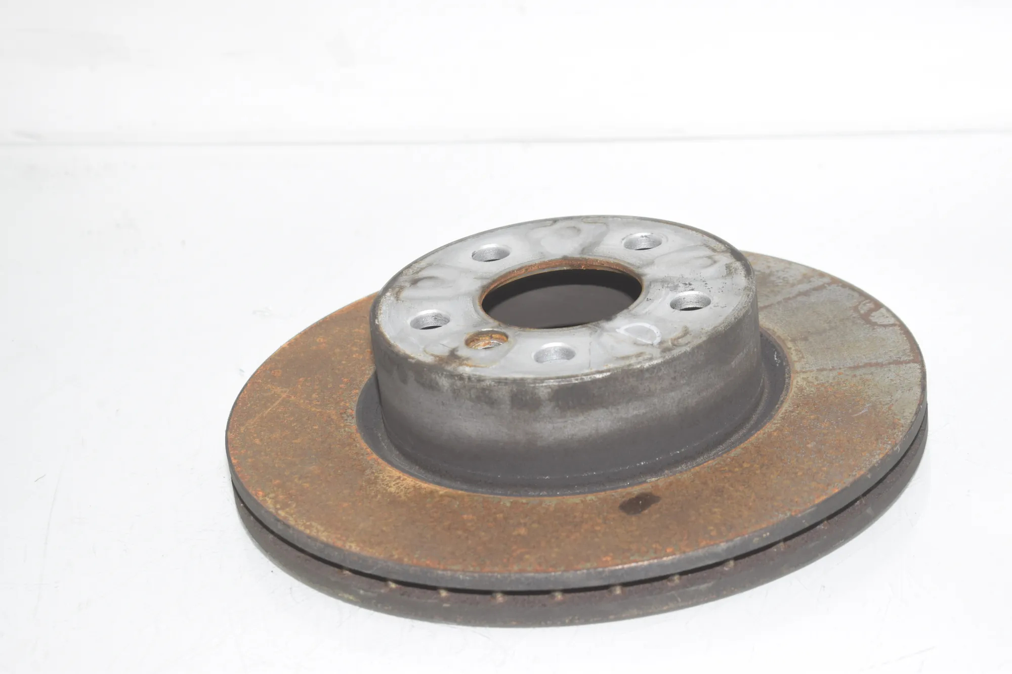 Front Right Brake Disc – OEM 6877211 · BMW 3 Touring (G21) (2019 - -) 318 i 2023 – 3