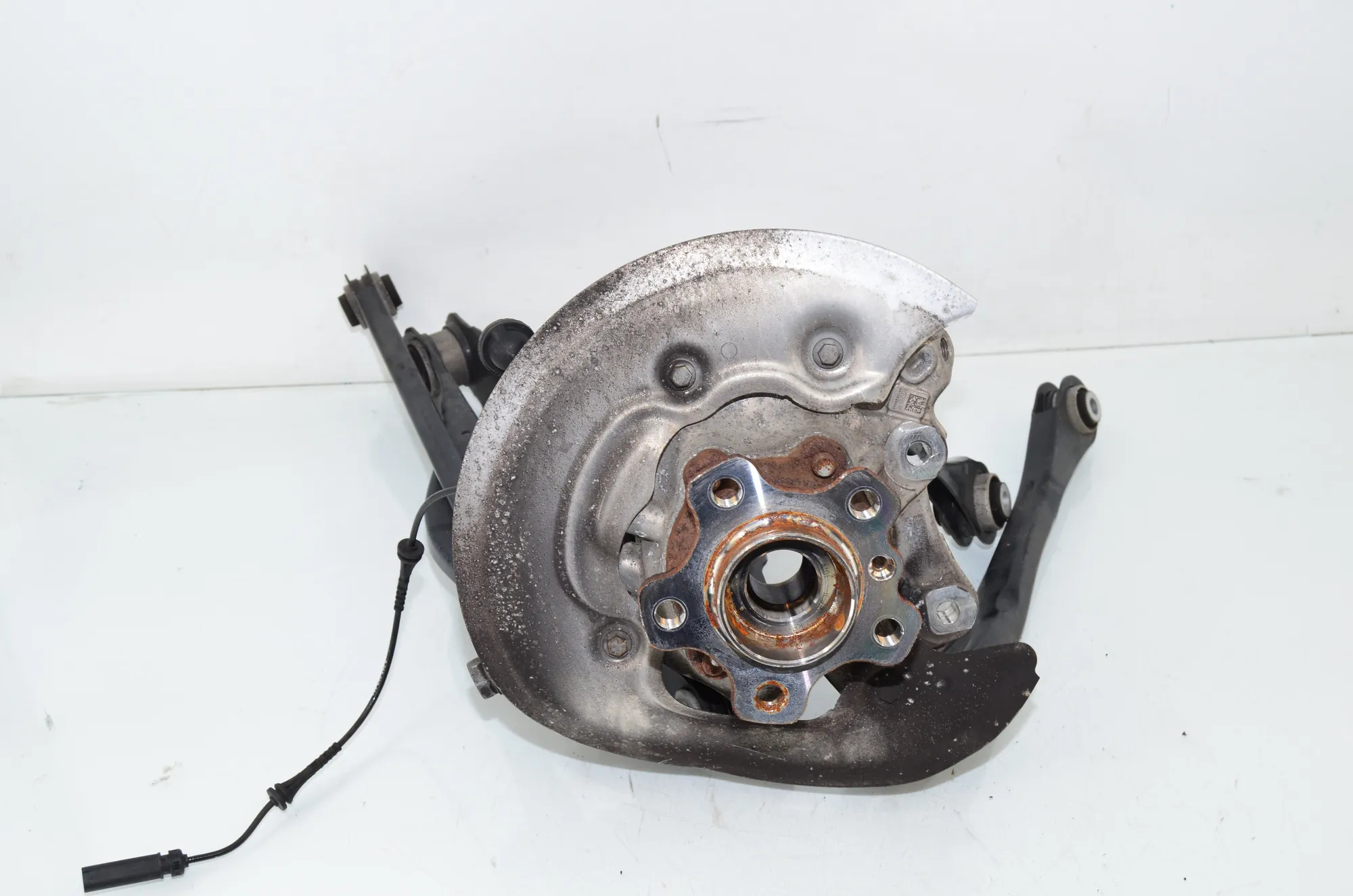 Rear Right Wheel Hub – OEM 6898480 · BMW 3 Touring (G21) (2019 - -) 318 i 2023