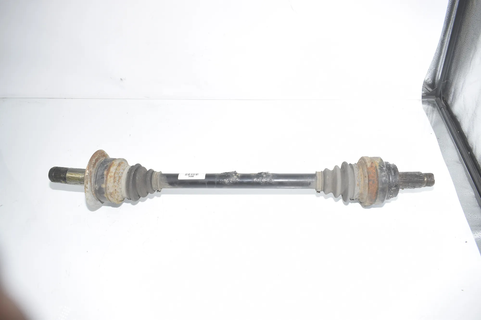 Rear Left Driveshaft – OEM 7581017 · BMW 5 Touring (F11) 530 d xDrive 2011 – 3