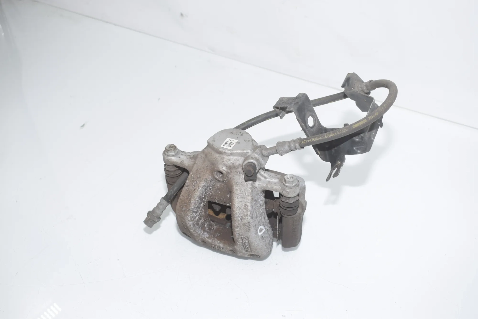 Front Right Brake Caliper – OEM 6860270 · BMW i3 (I01) s Electric 2020 – 2