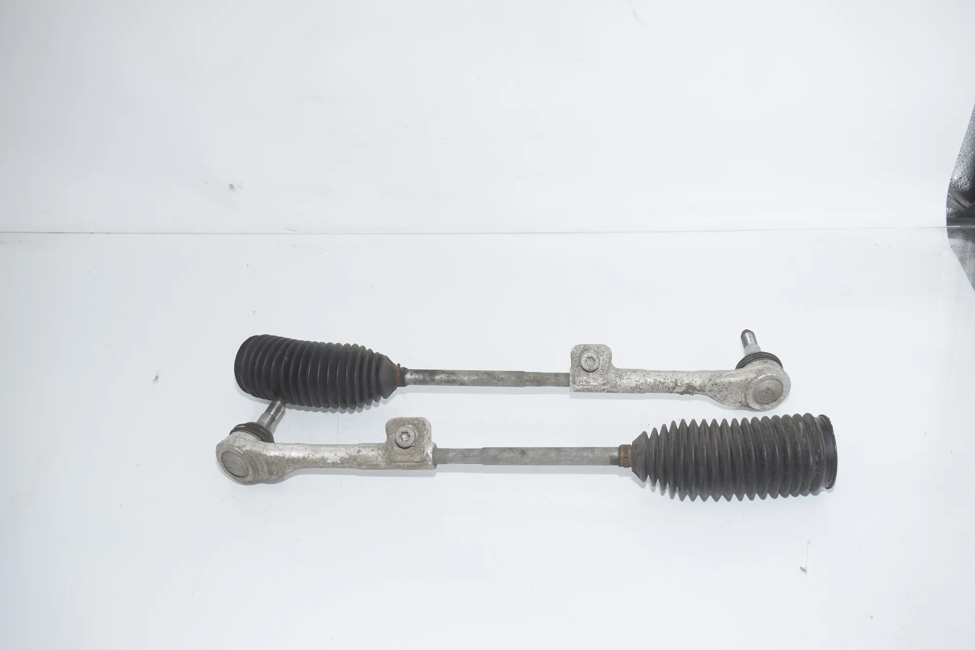 Left Side Steering Tie Rod – OEM 6851409 · BMW i3 (I01) s Electric 2020 – 2