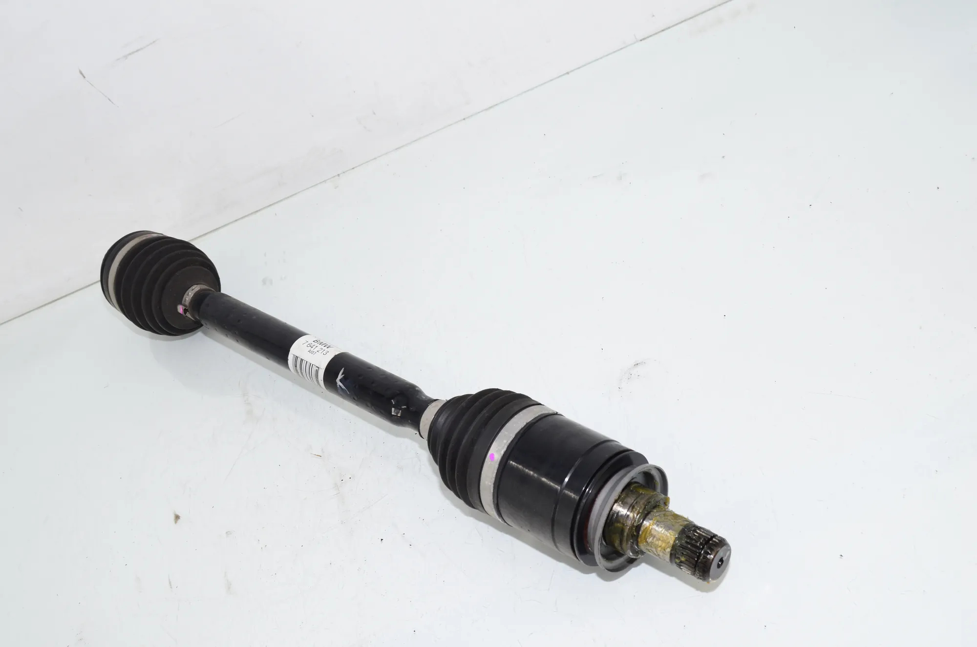 Rear Left Driveshaft – OEM 7641213 · BMW i3 (I01) s Electric 2020 – 2