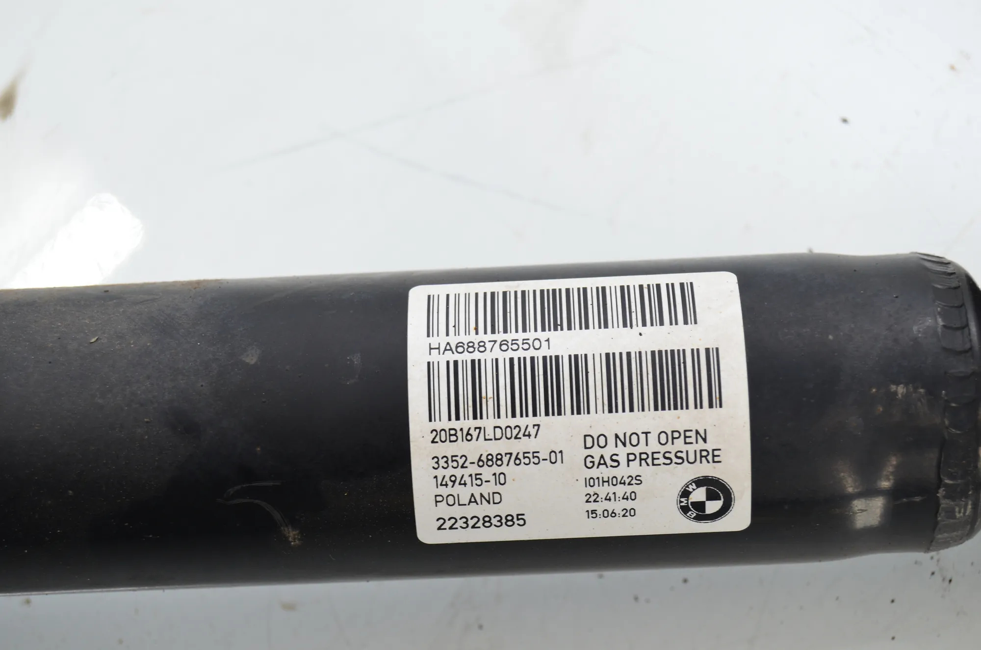 Rear Right Shock Absorber – OEM 6887655 · BMW i3 (I01) s Electric 2020 – 4