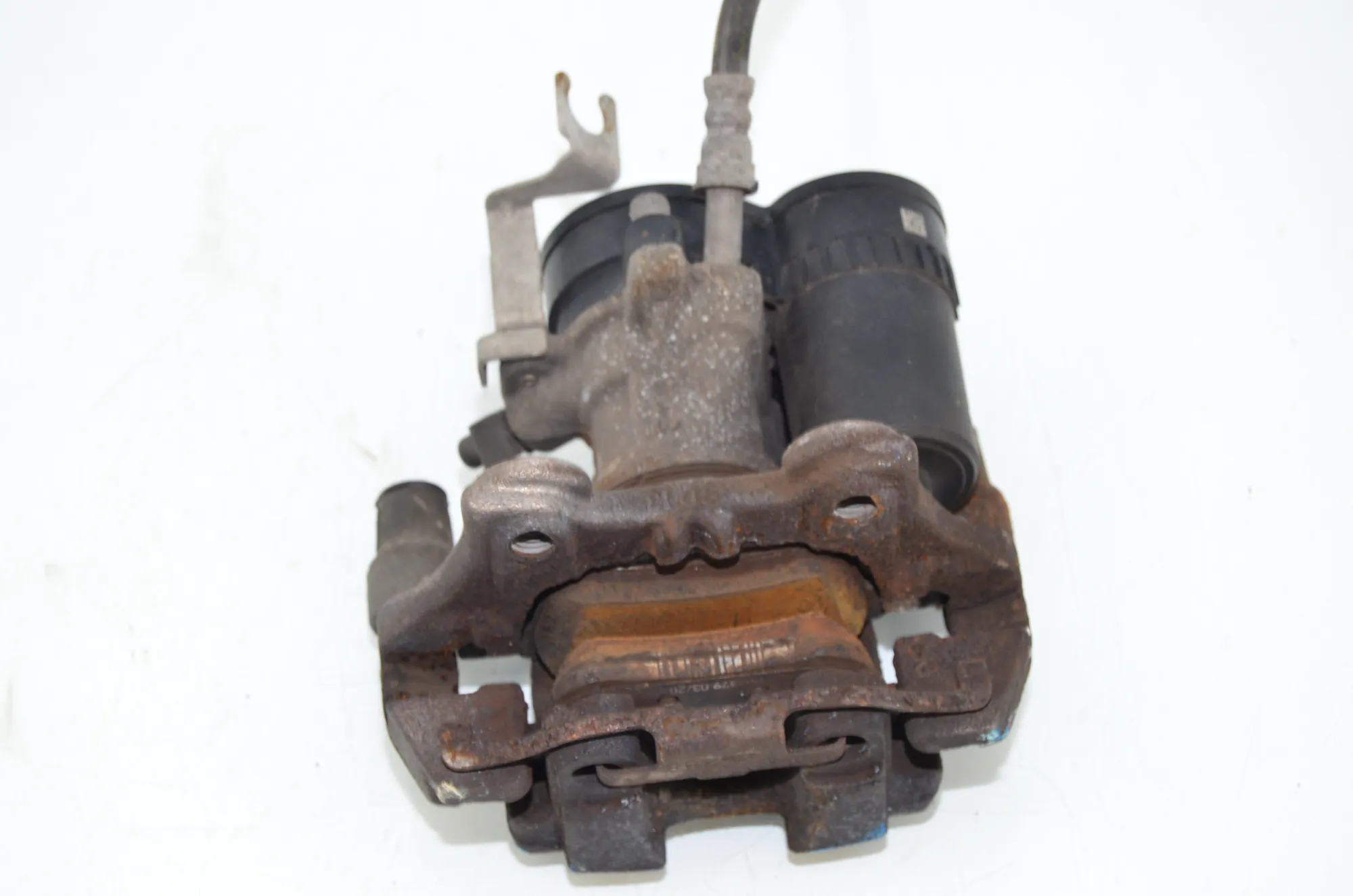 Rear Left Brake Caliper – OEM 6883019 · BMW i3 (I01) s Electric 2020 – 3