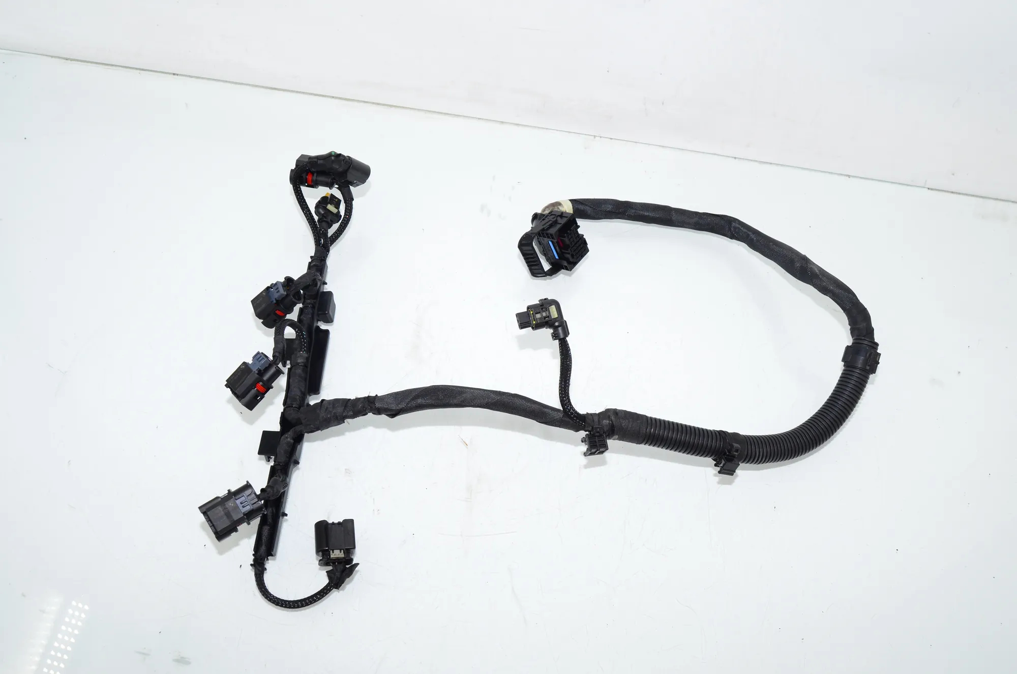 Fuel Injector Wire Connection – OEM 8590045 · BMW 3 Touring (G21) (2019 - -) 318 d 2021 – 2