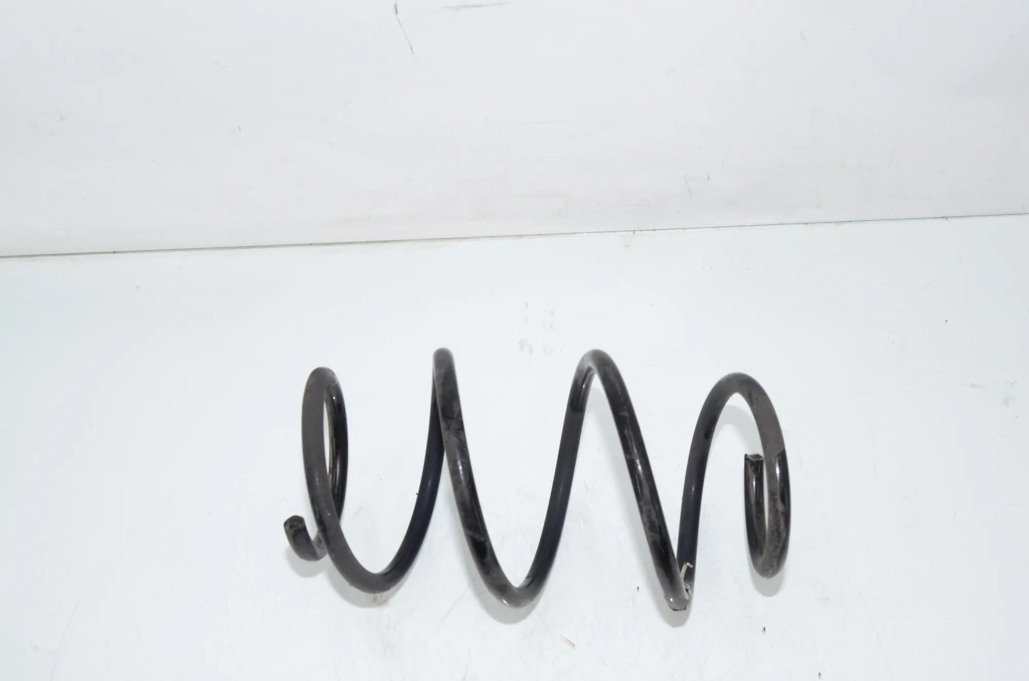 Front Right Coil Spring – OEM 6898616 · BMW 3 Touring (G21) (2019 - -) 318 d 2021 – 2