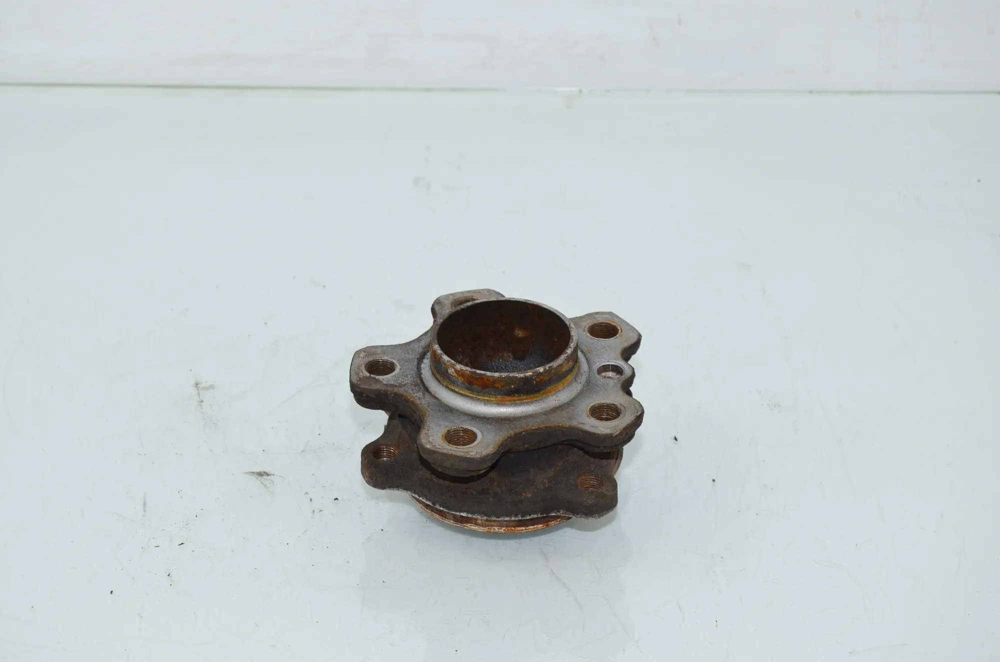 Front Right Wheel Bearing – OEM 6899176 · BMW 3 Touring (G21) (2019 - -) 318 d 2021 – 2