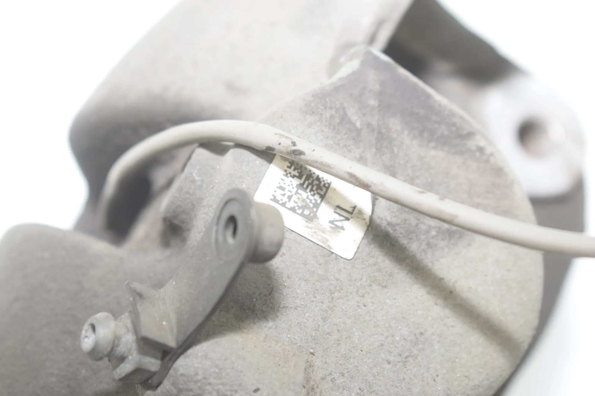 Front Left Brake Caliper – OEM 6860265 · BMW X1 (F48) xDrive 18 d 2017 – 3