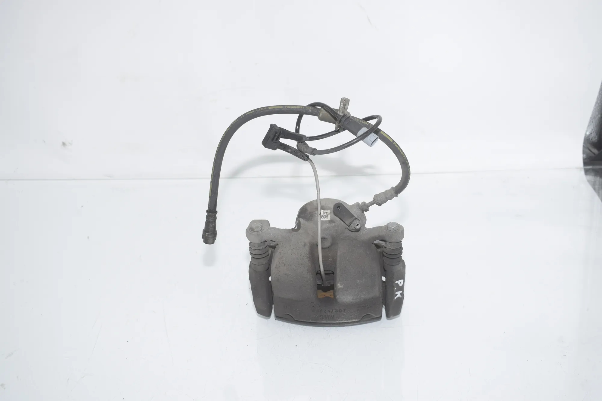 Front Left Brake Caliper – OEM 6860265 · BMW X1 (F48) xDrive 18 d 2017