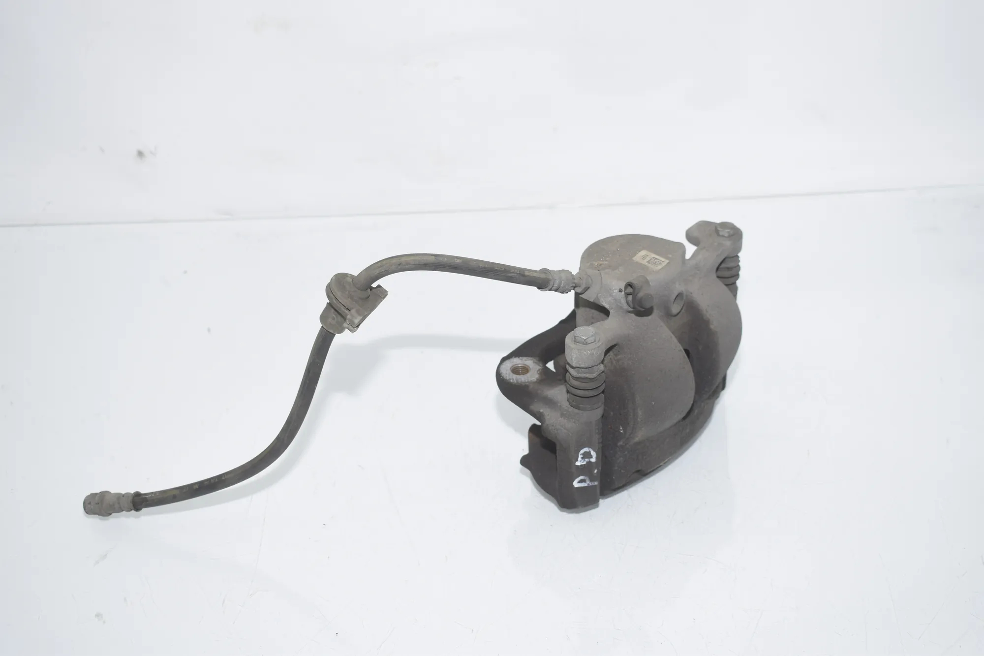 Front Right Brake Caliper – OEM 6860266 · BMW X1 (F48) xDrive 18 d 2017 – 2