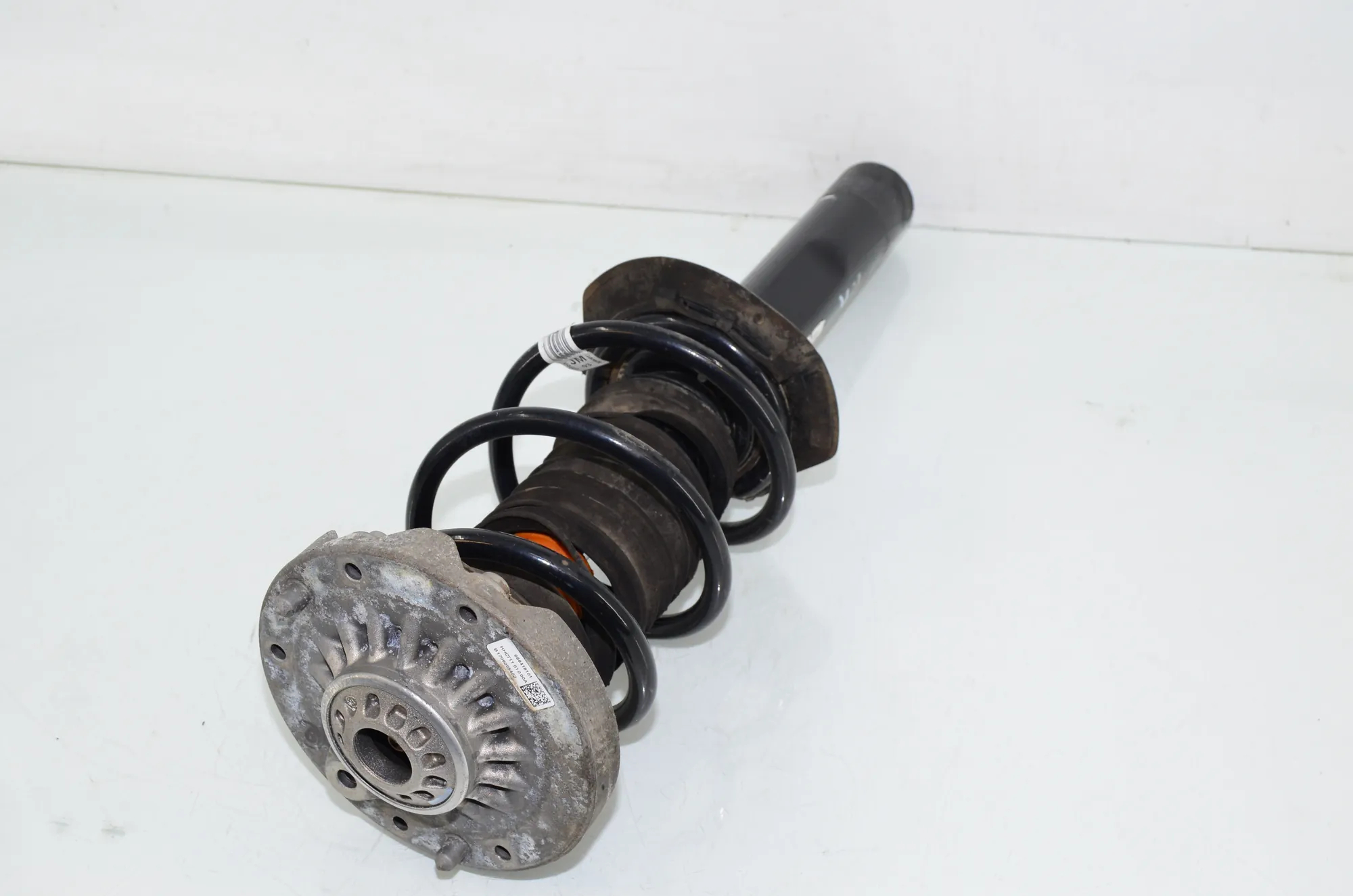 Front Left Shock Absorber – OEM 6861691 · BMW X1 (F48) xDrive 18 d 2017 – 2