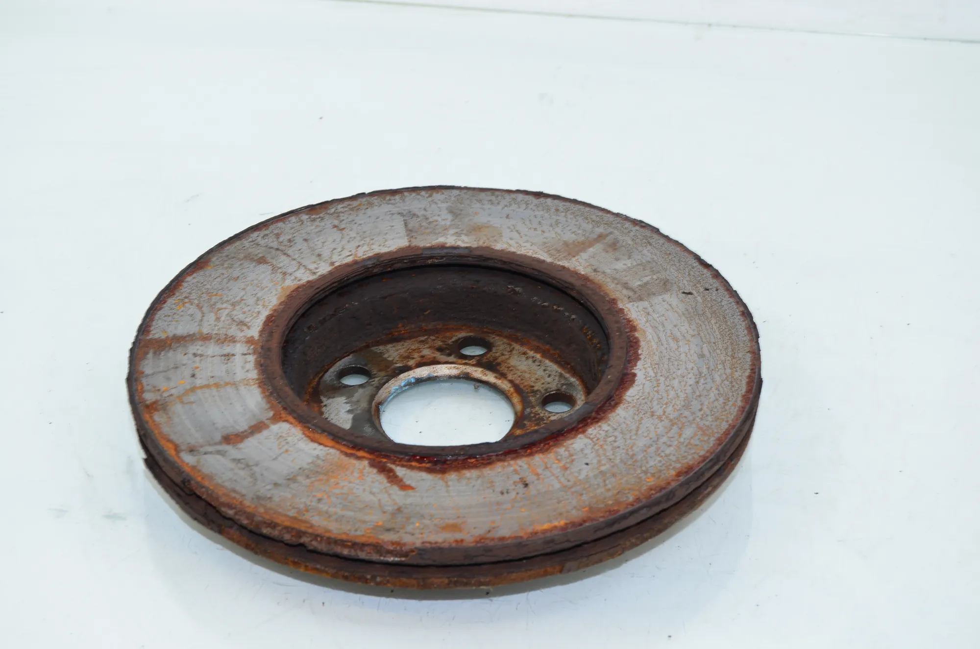 Front Right Brake Disc – OEM 6799351 · BMW X1 (F48) xDrive 18 d 2017 – 4