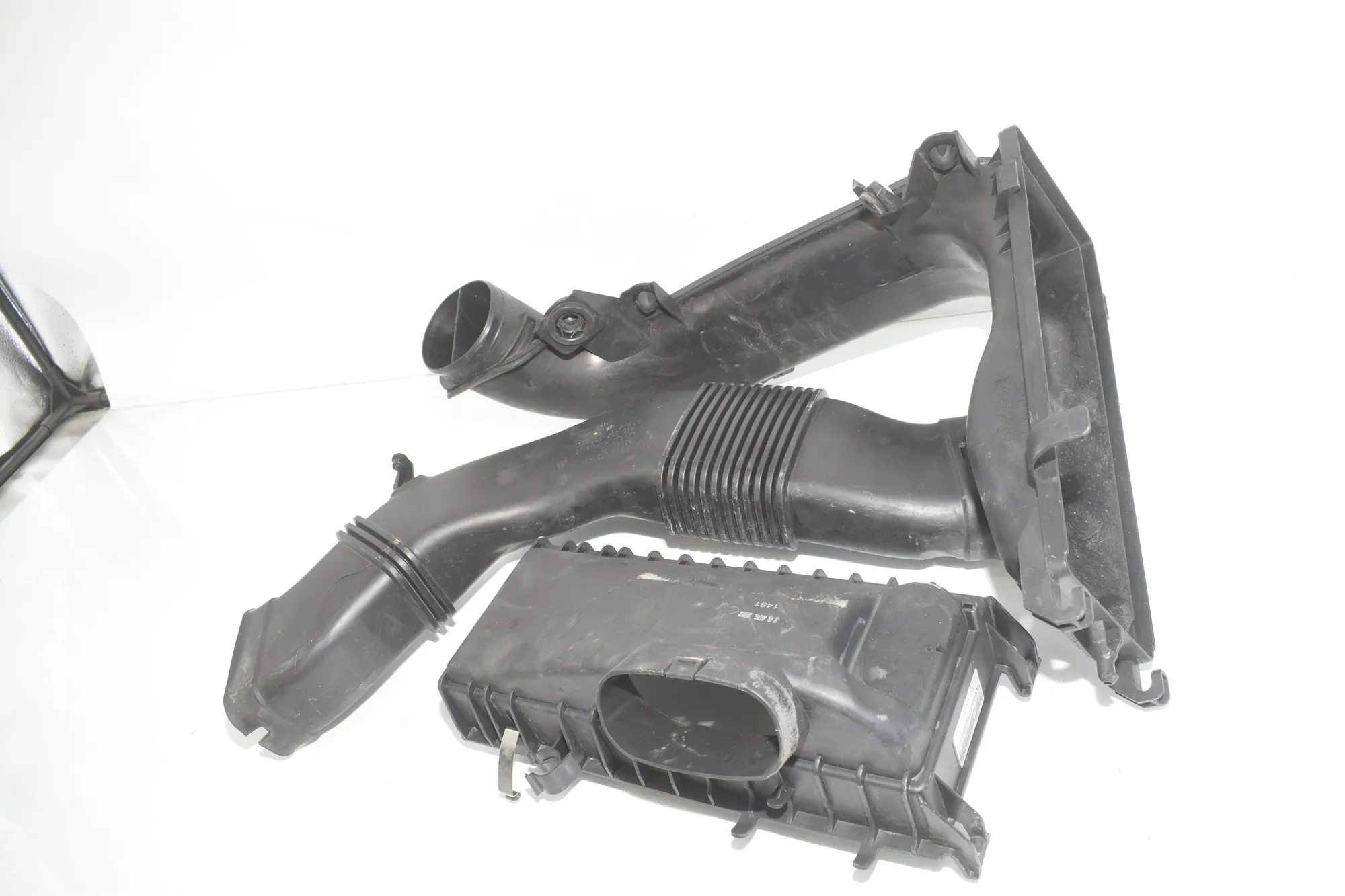 Air Filter Box – OEM 8507565 · BMW 6 Gran Coupe (F06) 640 d 2012
