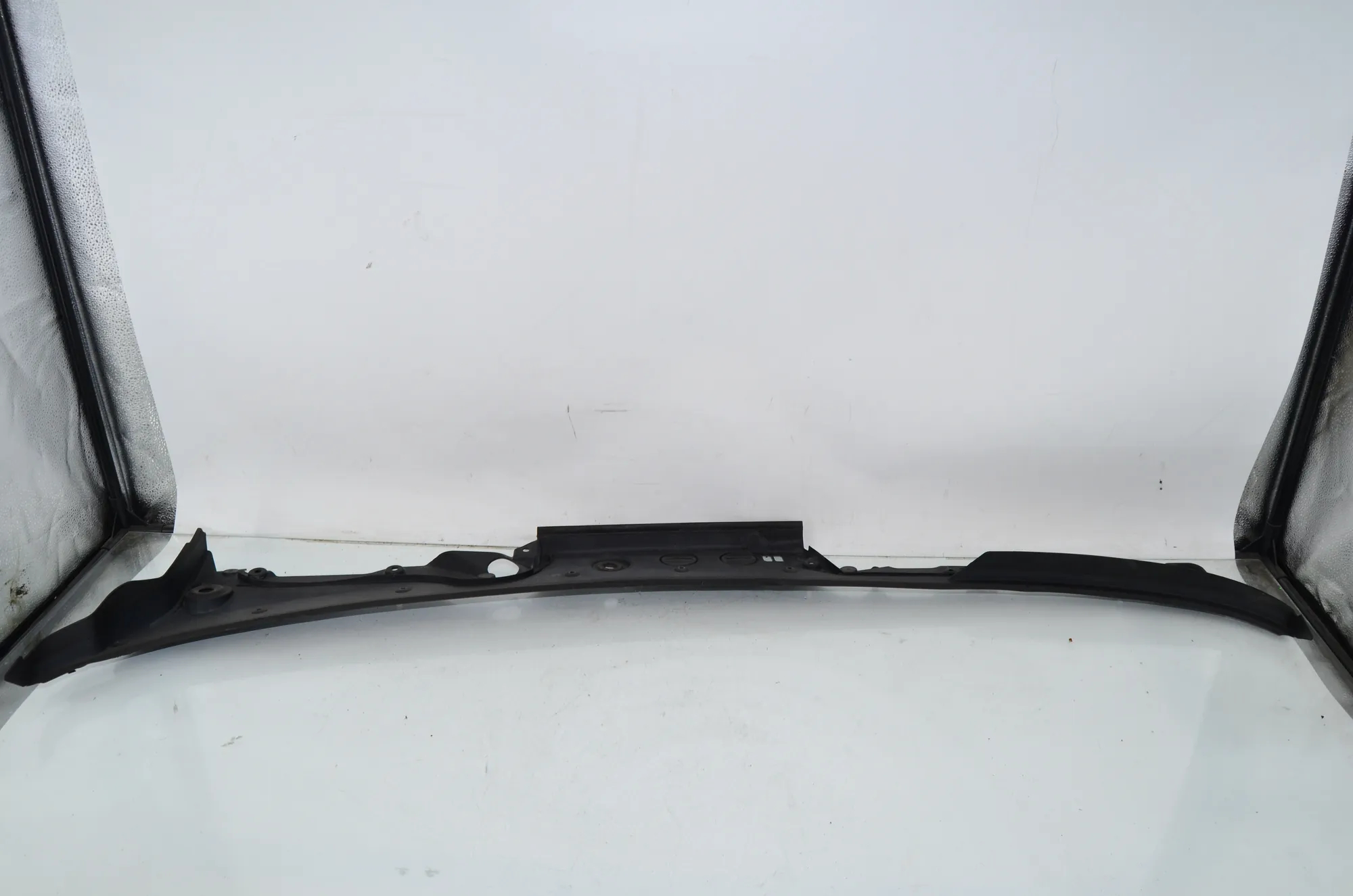 Front Wiper Cowl Trim – OEM 7227342 · BMW 6 Gran Coupe (F06) 640 d 2012 – 2