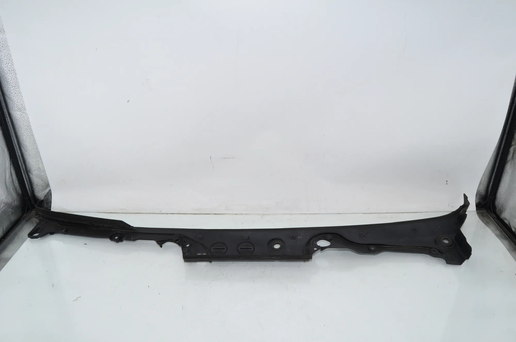 Front Wiper Cowl Trim – OEM 7227342 · BMW 6 Gran Coupe (F06) 640 d 2012