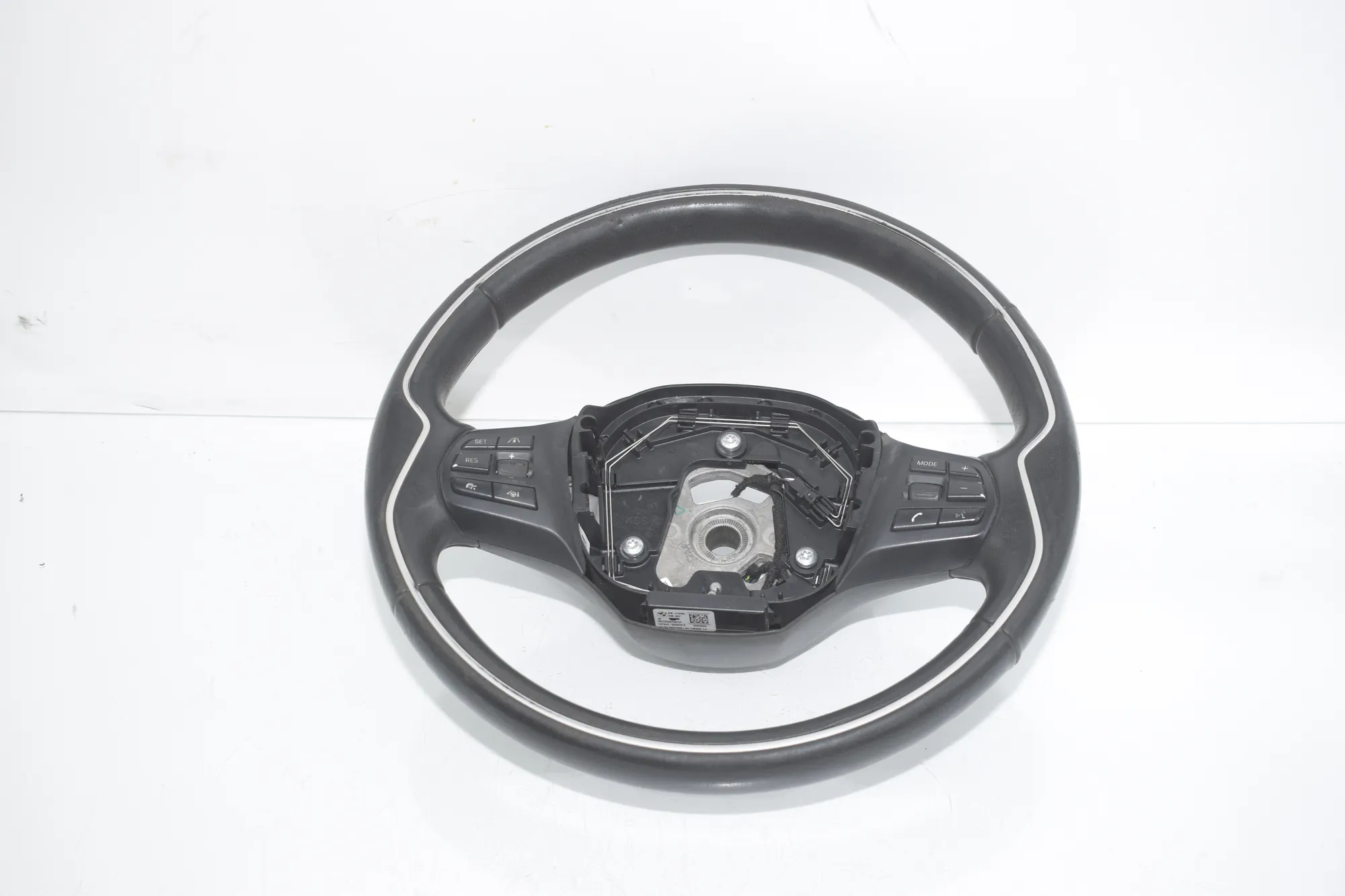 Steering Wheel – OEM 6867725 · BMW i3 (I01) Hybrid 2014