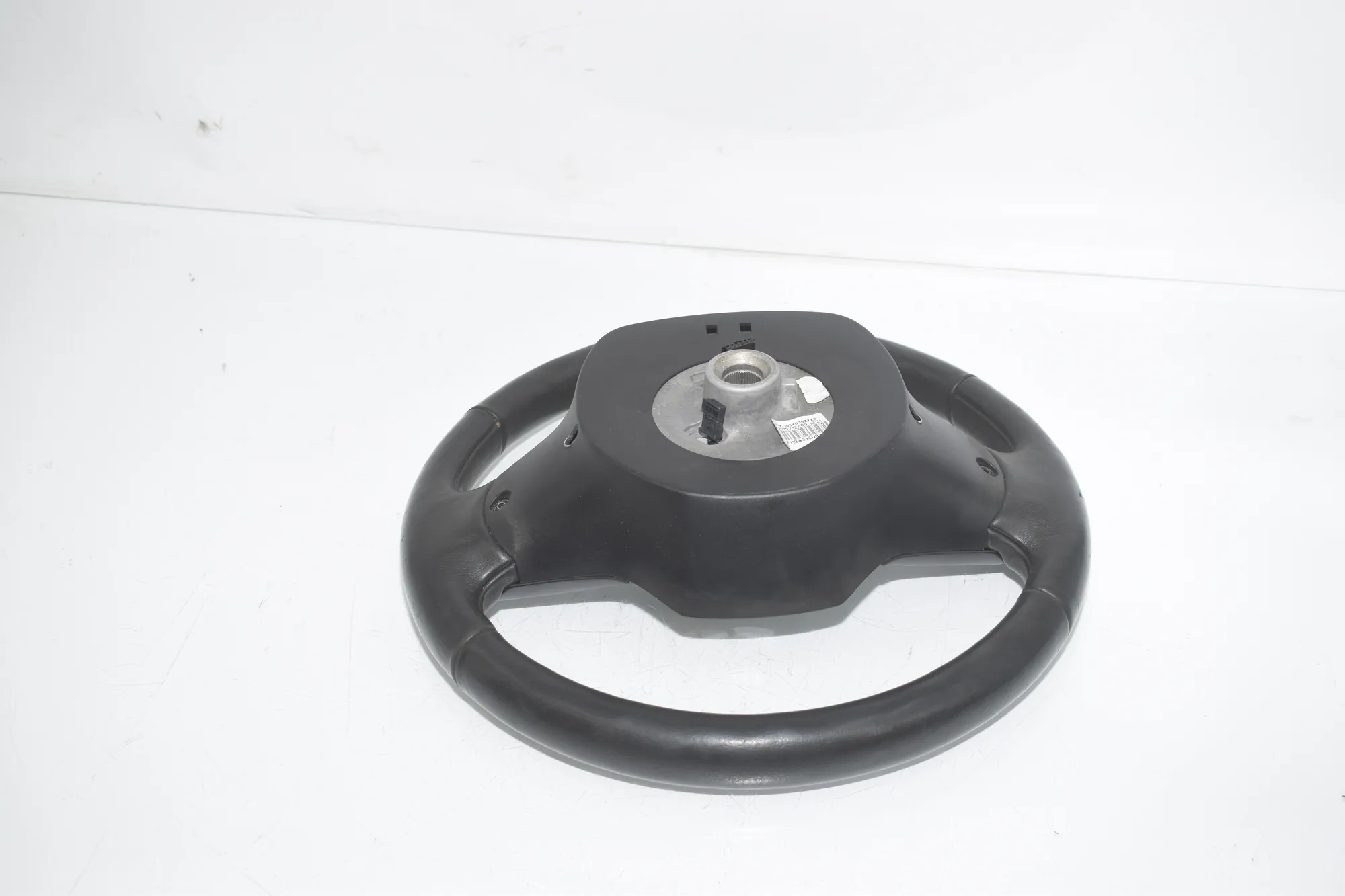 Steering Wheel – OEM 6867725 · BMW i3 (I01) Hybrid 2014 – 5