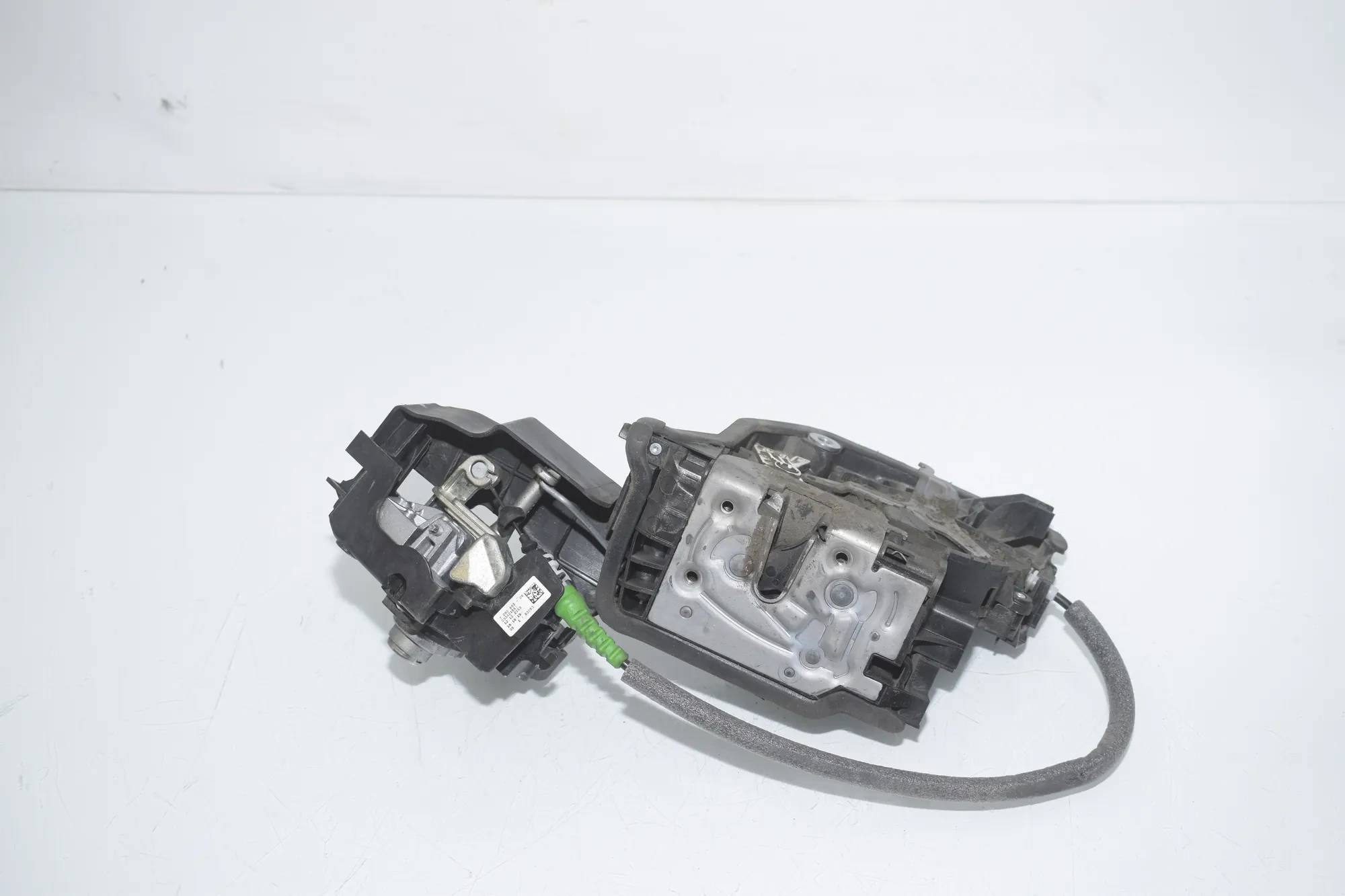 Front Left Door Lock – OEM 7281931 · BMW i3 (I01) Hybrid 2014 – 2
