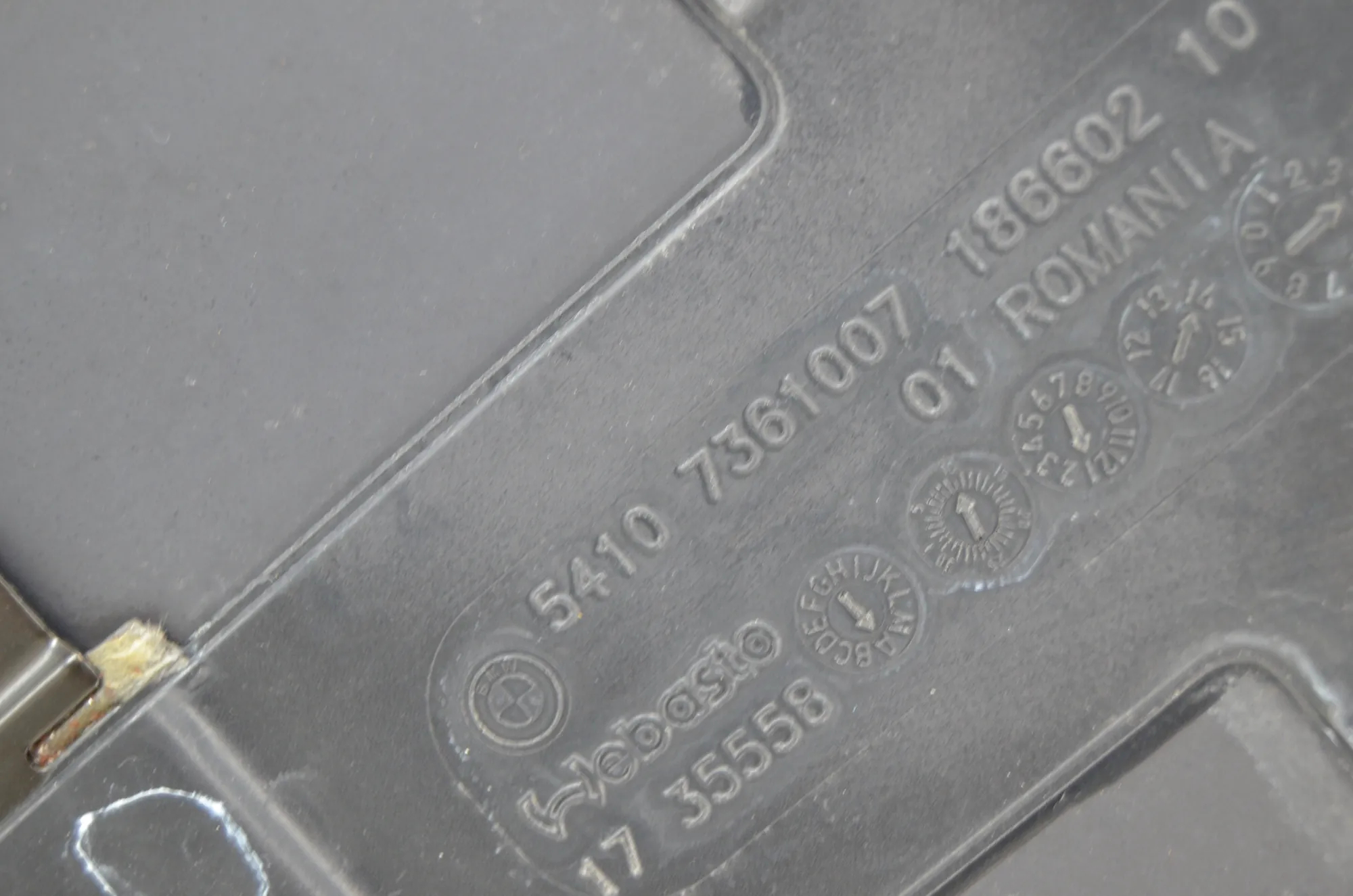 Sunroof – OEM 7361007 · BMW i3 (I01) Hybrid 2014 – 5